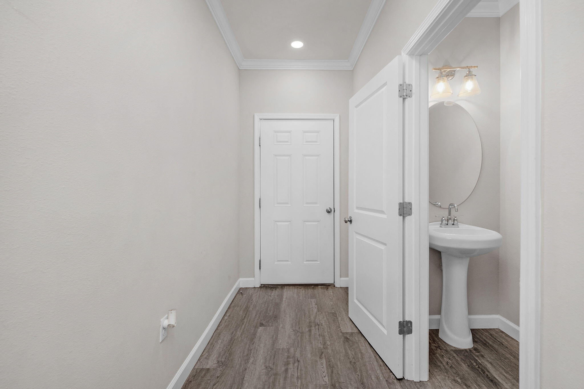 STABLE LANES - Residential