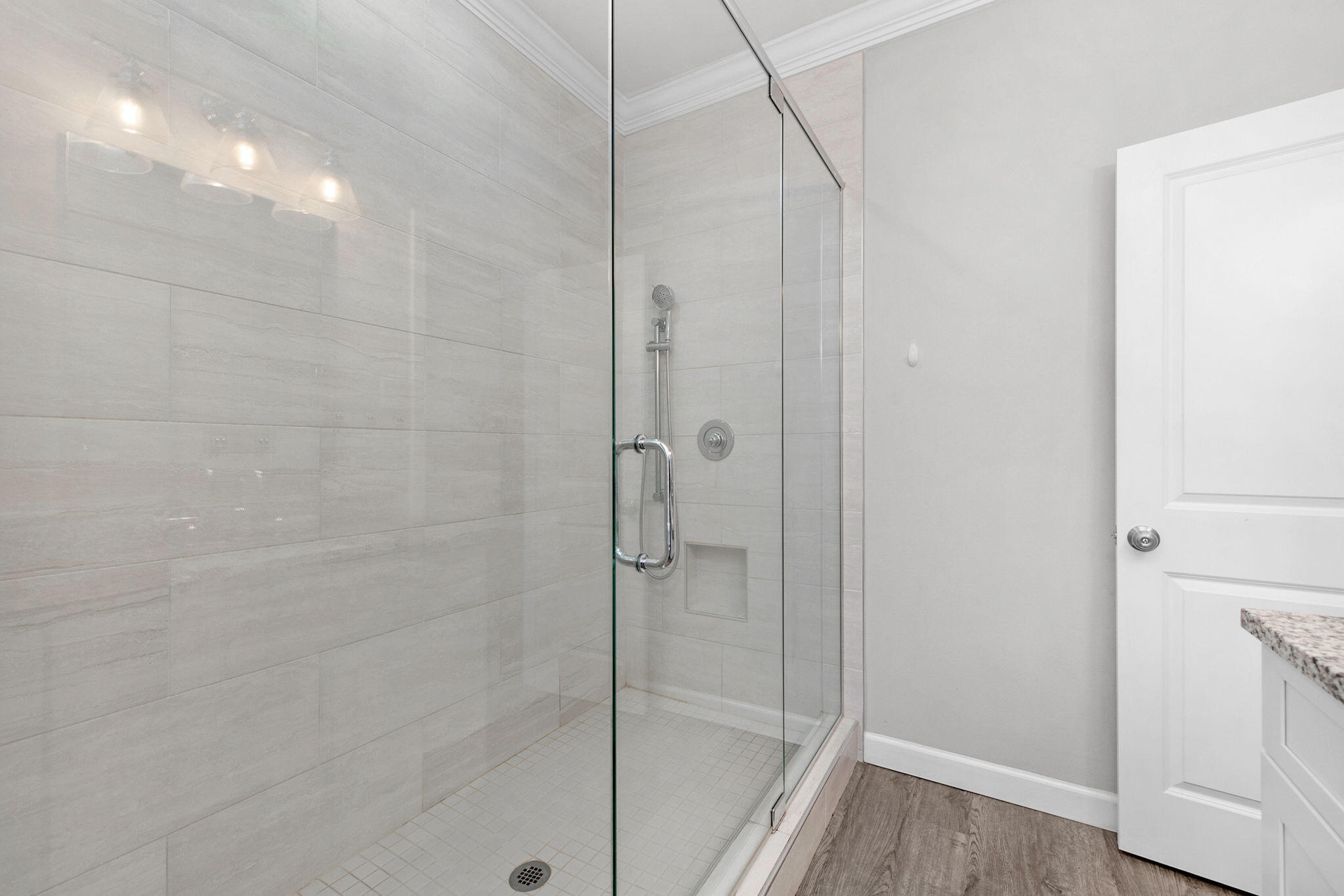 STABLE LANES - Residential