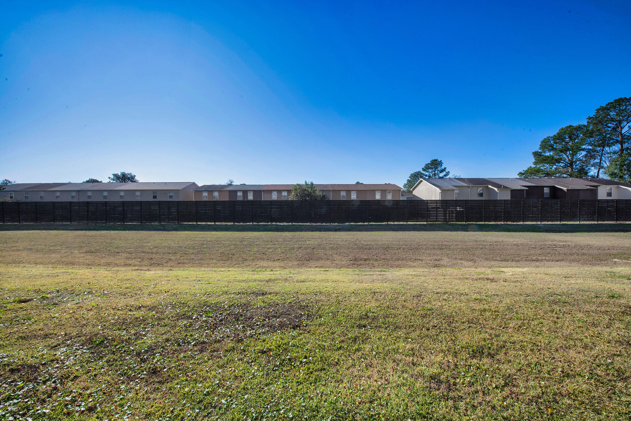 STABLE LANES - Residential