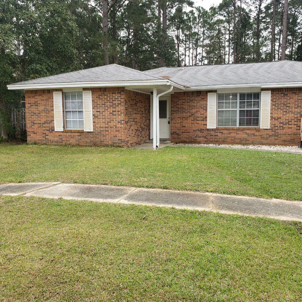 PINE MEADOWS - Residential Lease