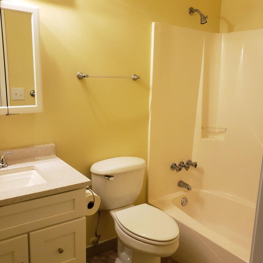 PINE MEADOWS - Residential Lease