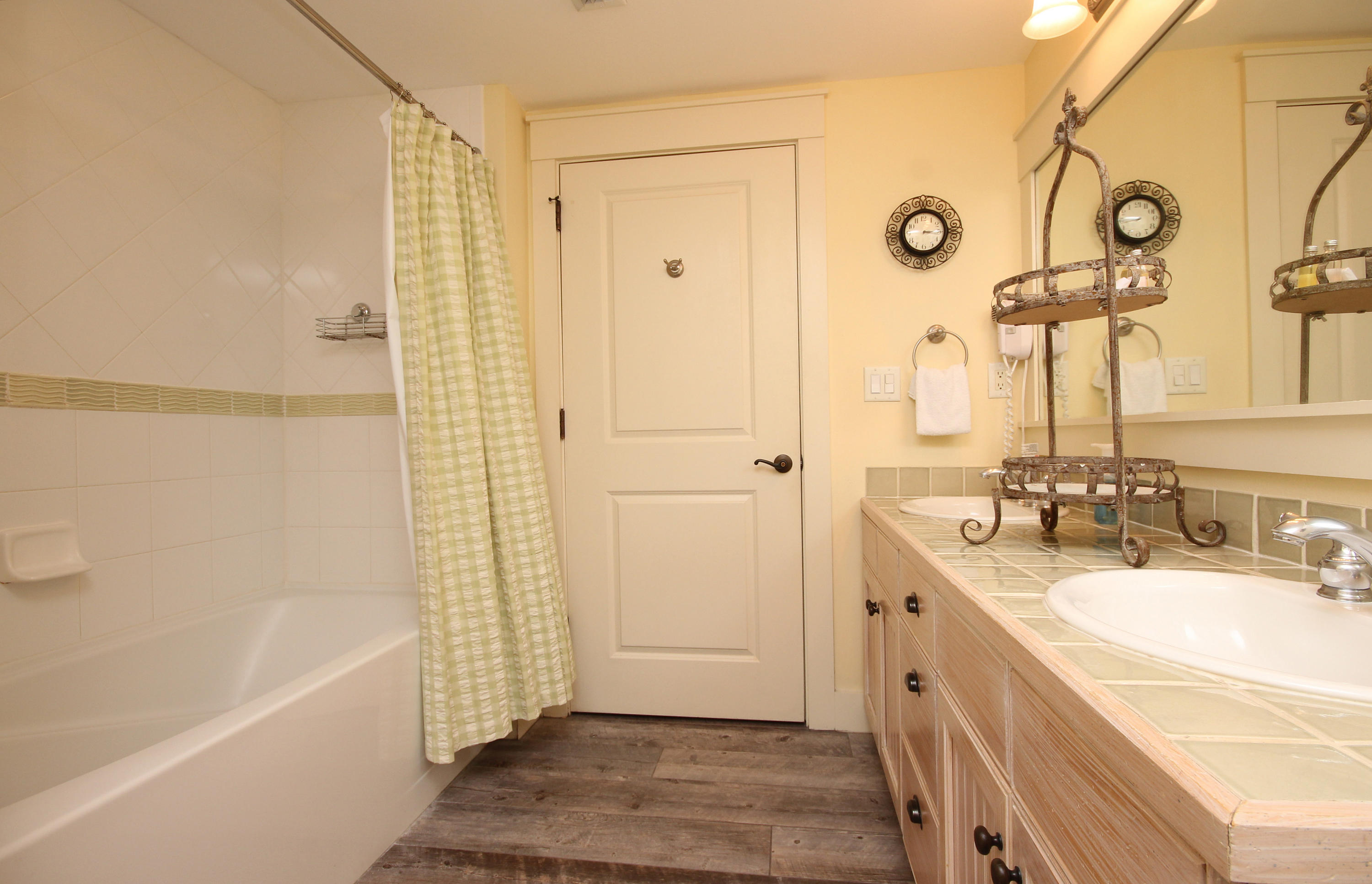 OBSERVATION POINT, Baytowne - Residential