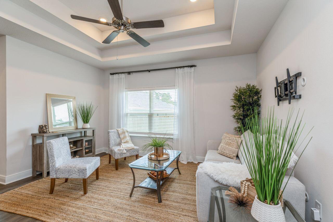 HERITAGE OAKS 1ST ADDN - Residential