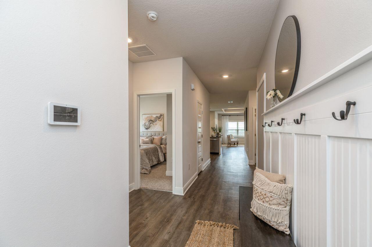 HERITAGE OAKS 1ST ADDN - Residential