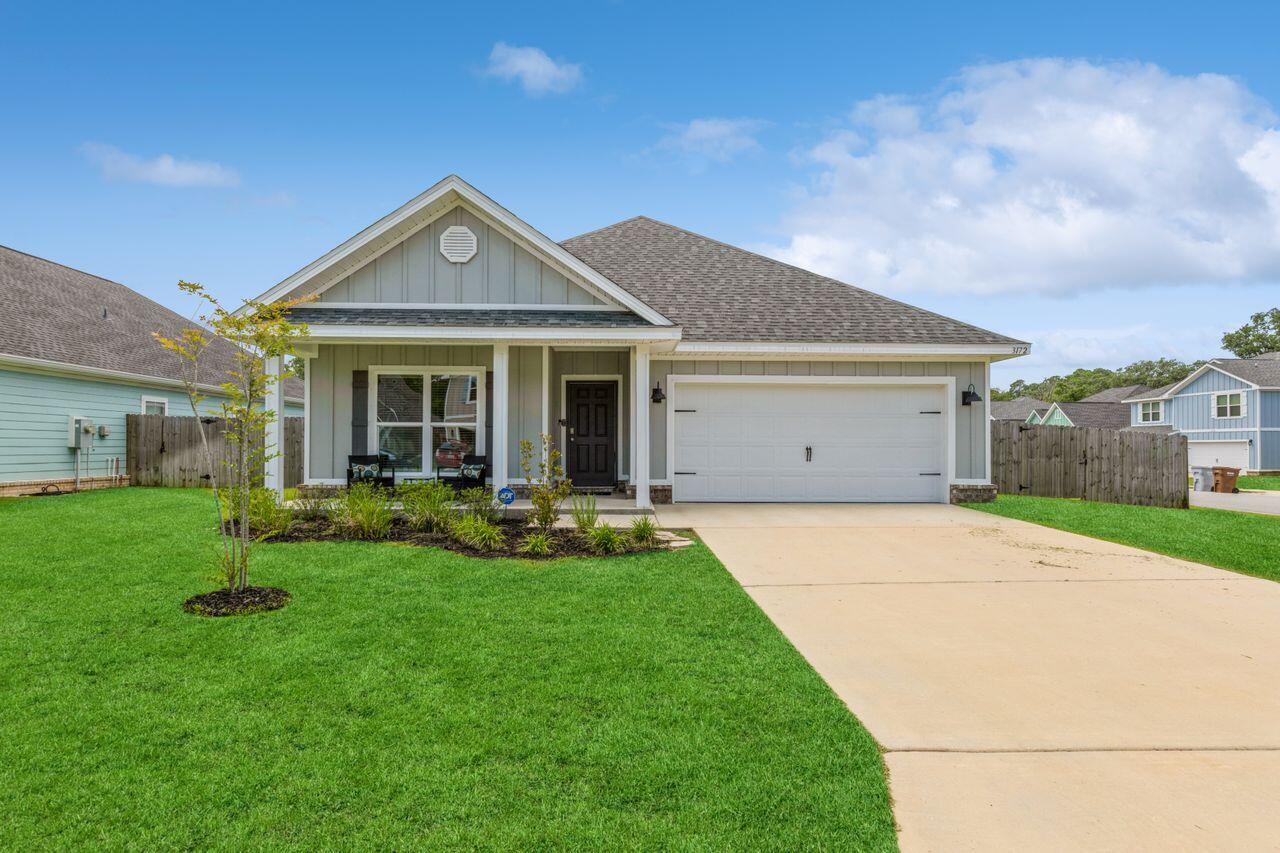 HERITAGE OAKS 1ST ADDN - Residential