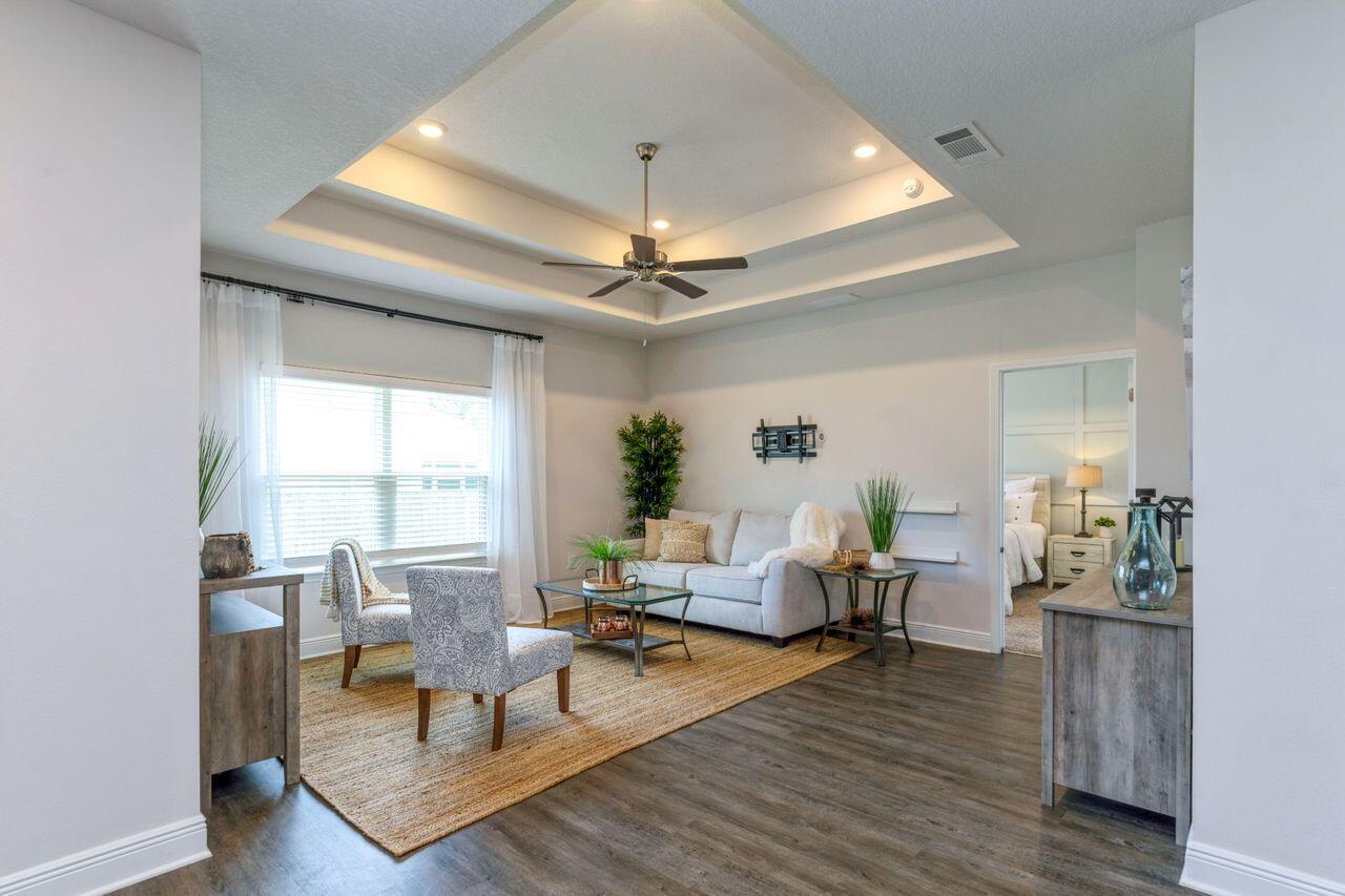 HERITAGE OAKS 1ST ADDN - Residential