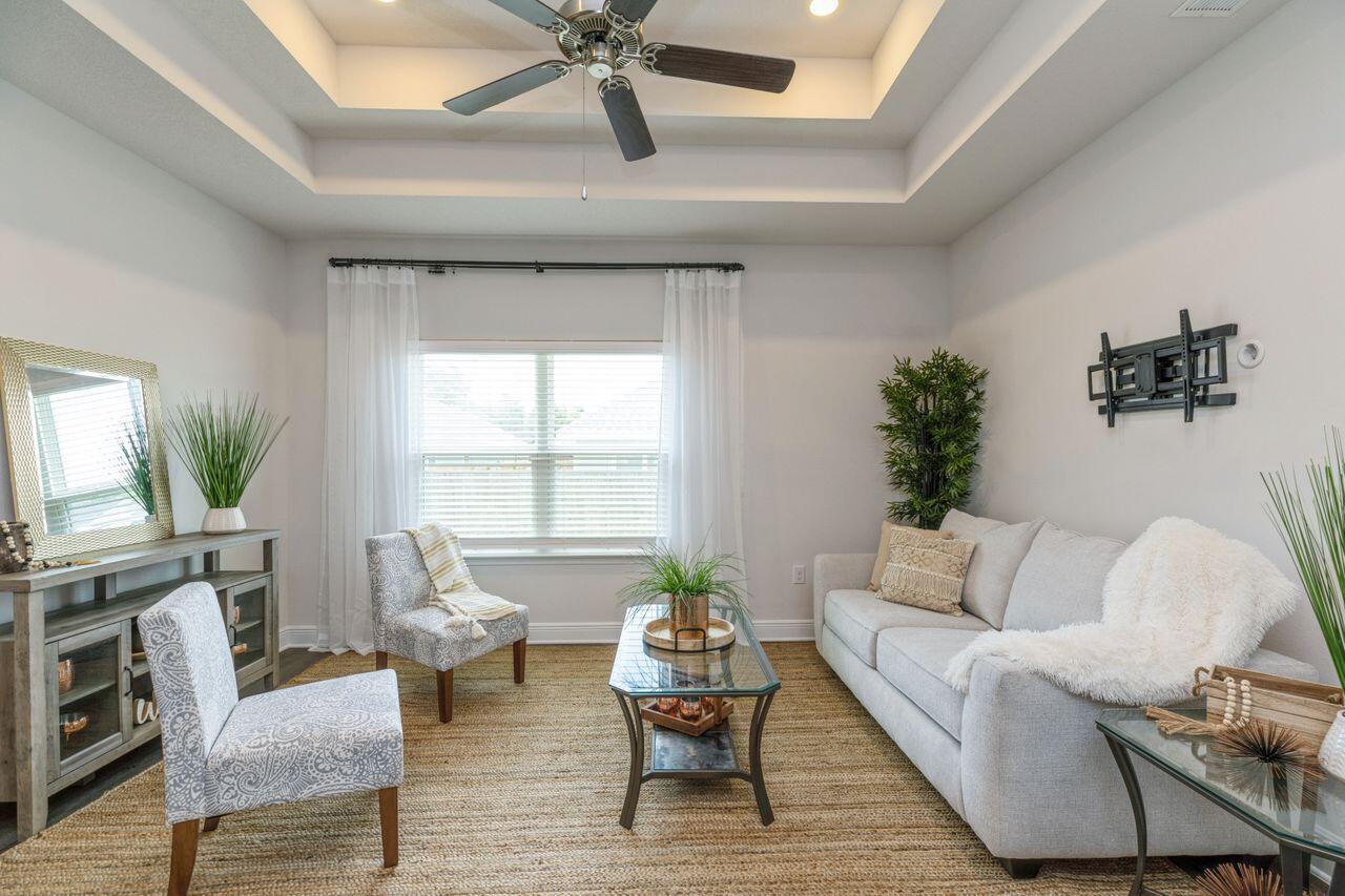 HERITAGE OAKS 1ST ADDN - Residential