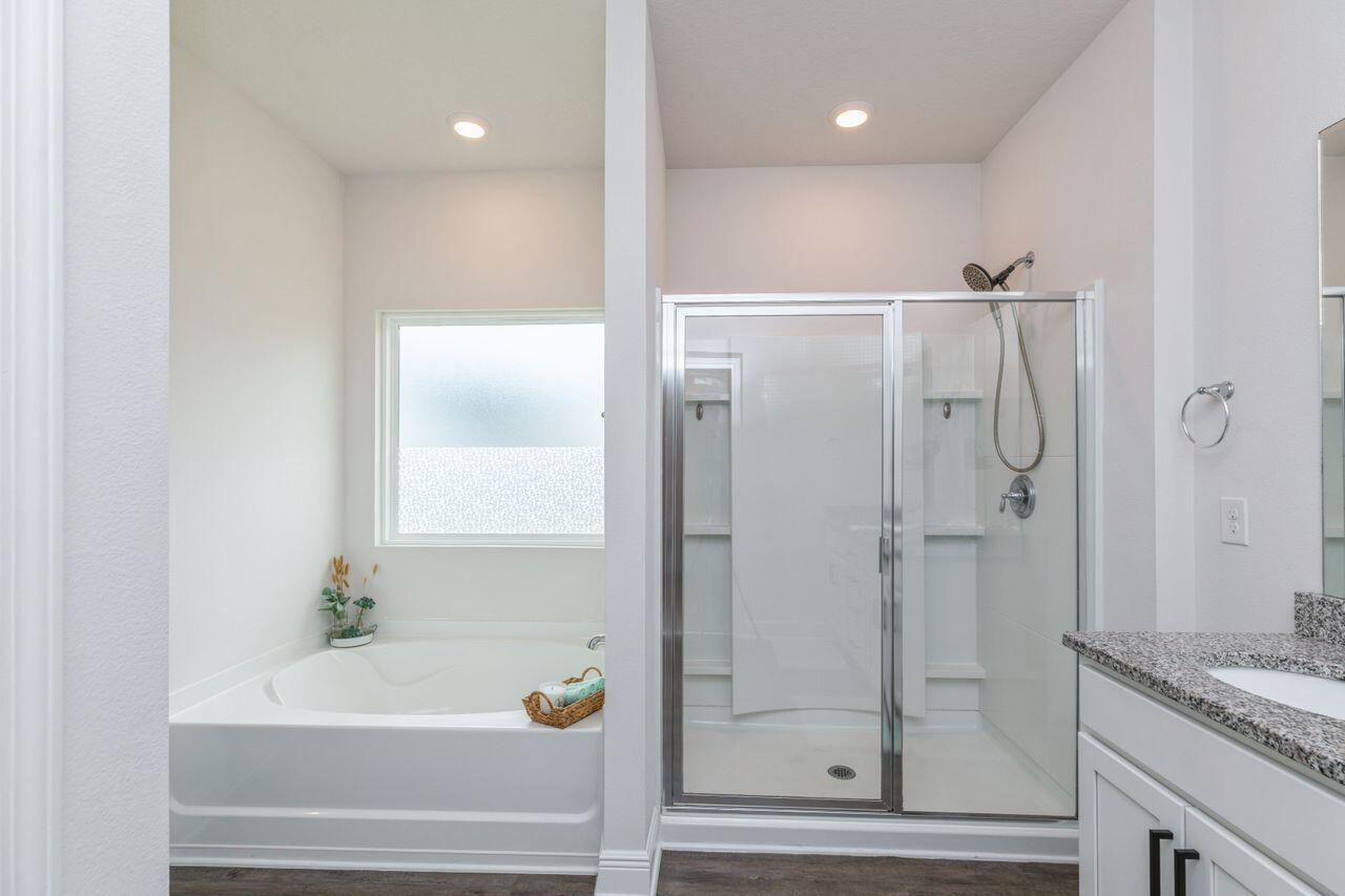 HERITAGE OAKS 1ST ADDN - Residential