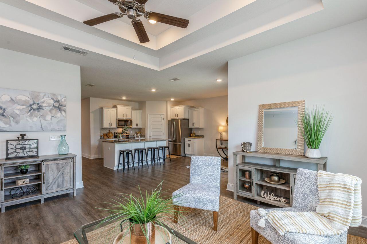 HERITAGE OAKS 1ST ADDN - Residential