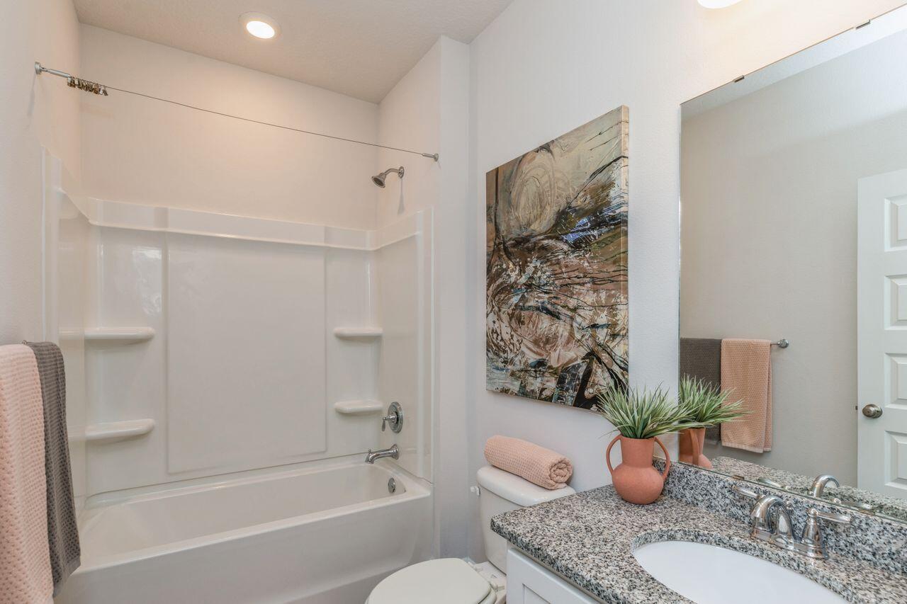 HERITAGE OAKS 1ST ADDN - Residential