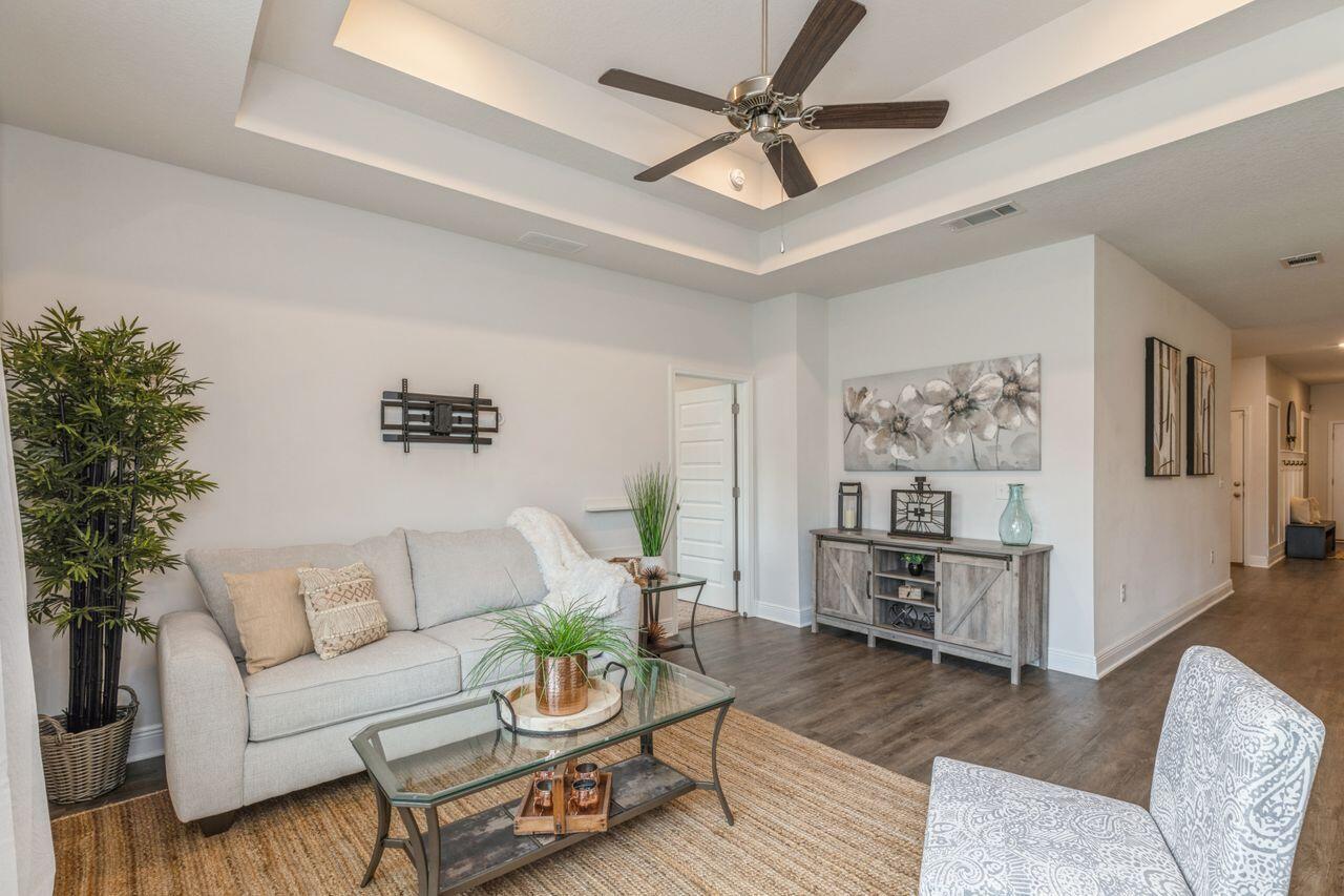 HERITAGE OAKS 1ST ADDN - Residential