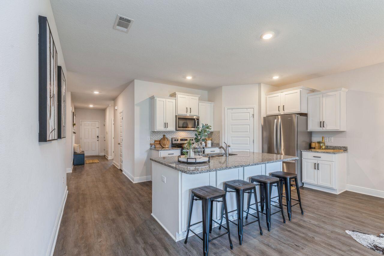 HERITAGE OAKS 1ST ADDN - Residential