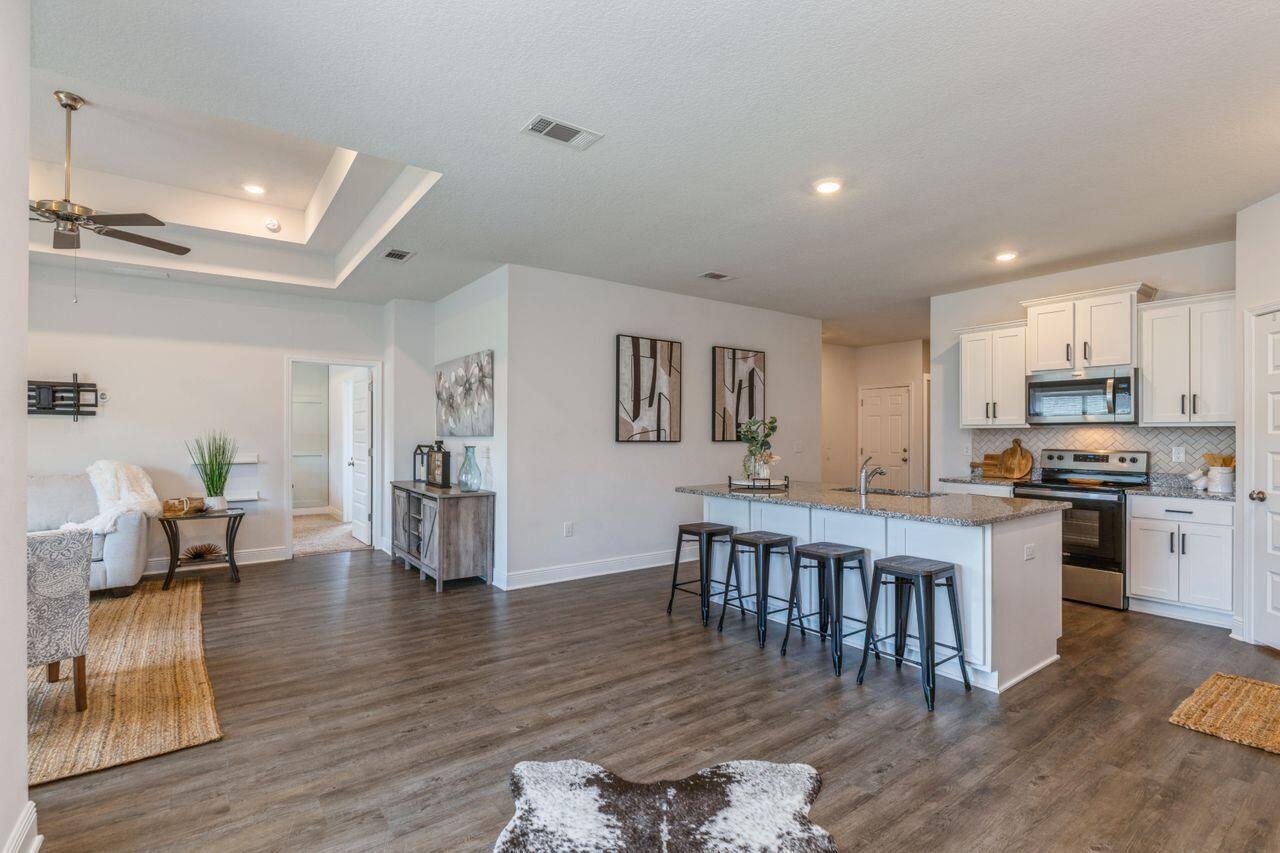 HERITAGE OAKS 1ST ADDN - Residential