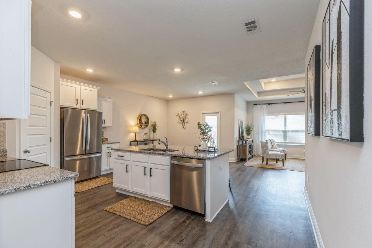 HERITAGE OAKS 1ST ADDN - Residential