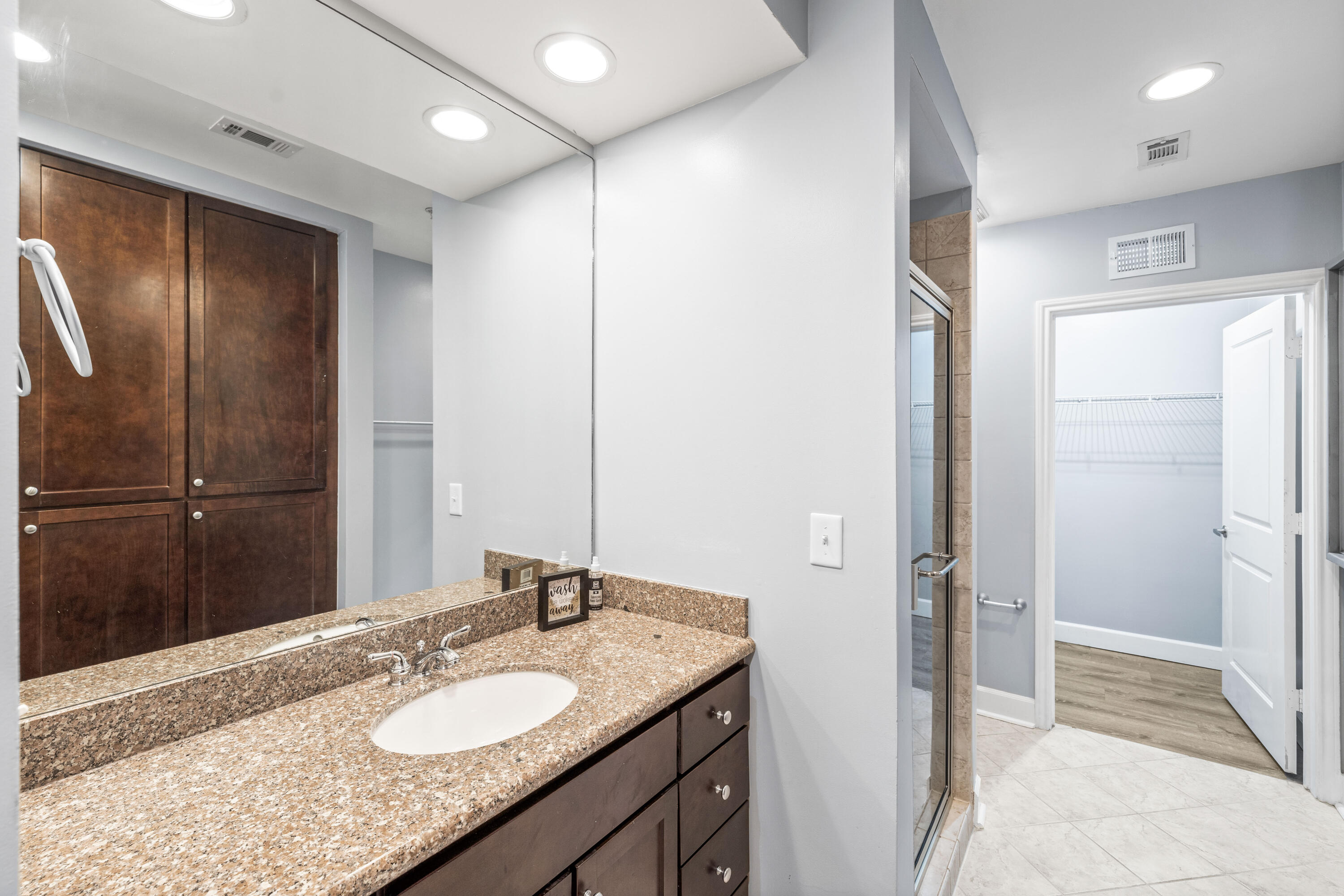 ISLAND RESERVE - Residential