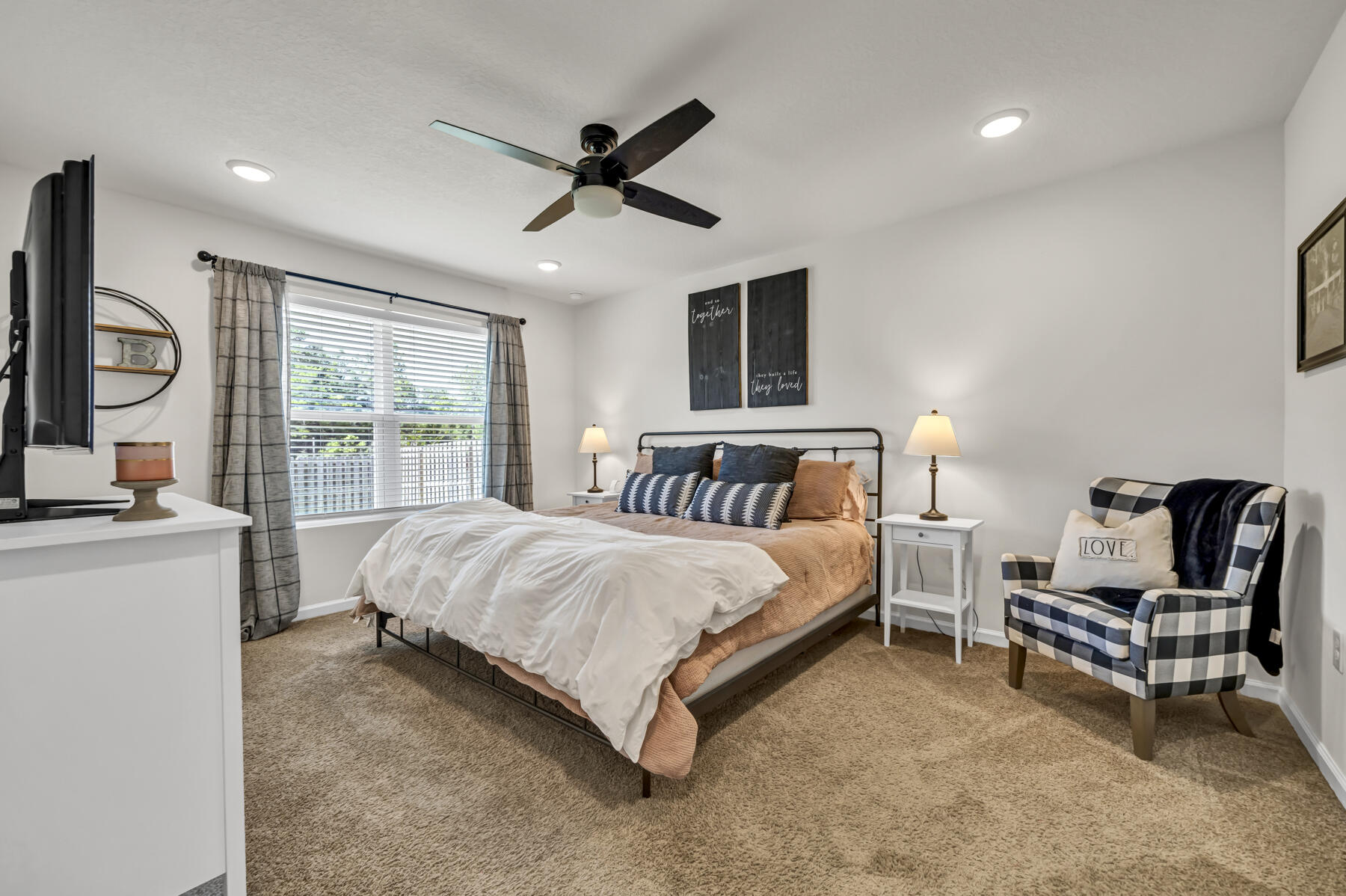 Redstone Commons - Residential