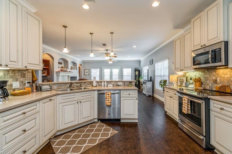 MEDITERRANEAN VILLAGE AT BLUEWATER BAY - Residential