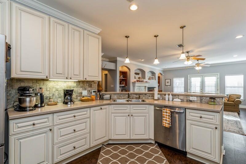 MEDITERRANEAN VILLAGE AT BLUEWATER BAY - Residential