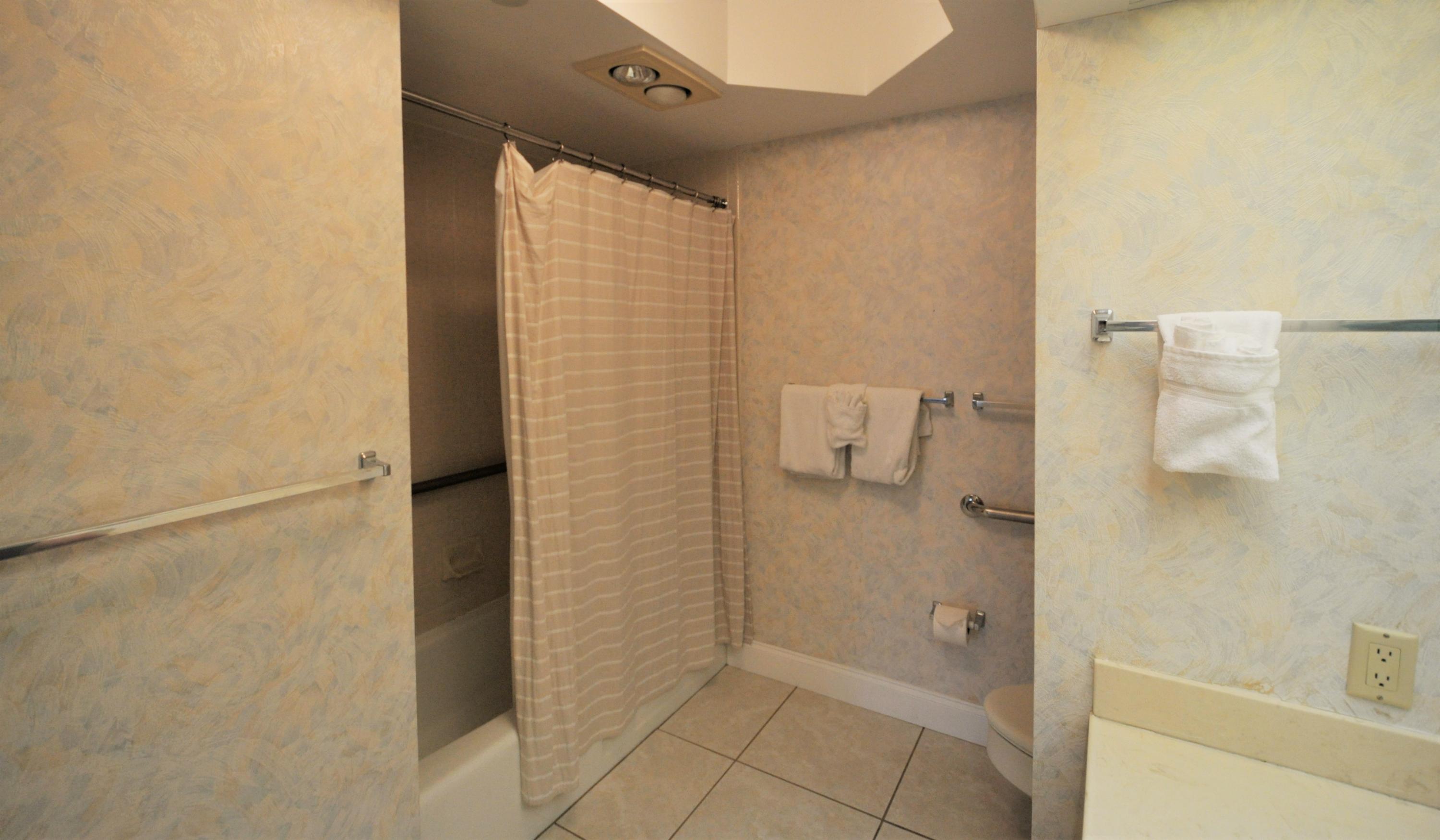 DESTIN SURFSIDE CONDO - Residential