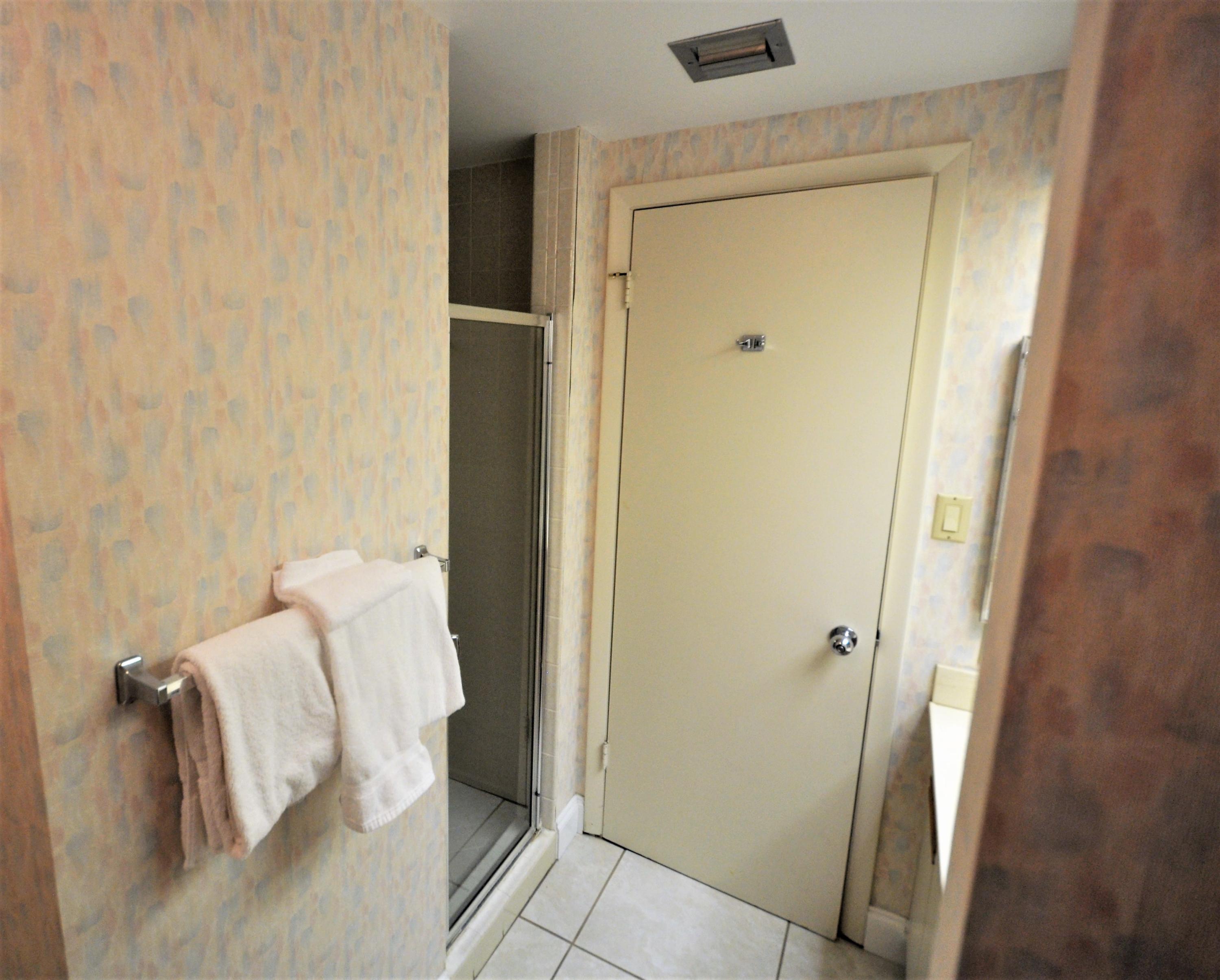 DESTIN SURFSIDE CONDO - Residential