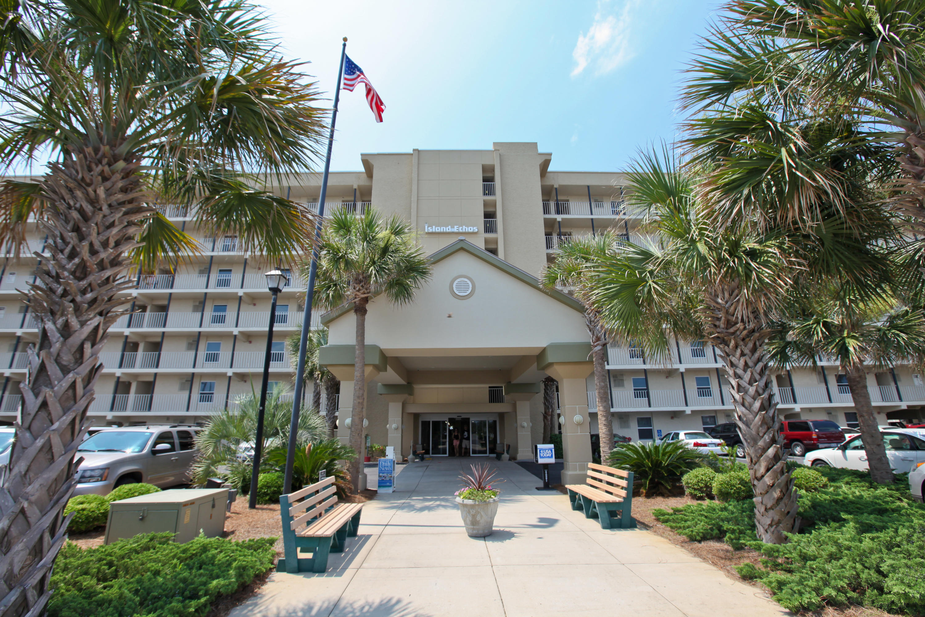 ISLAND ECHO CONDO - Residential