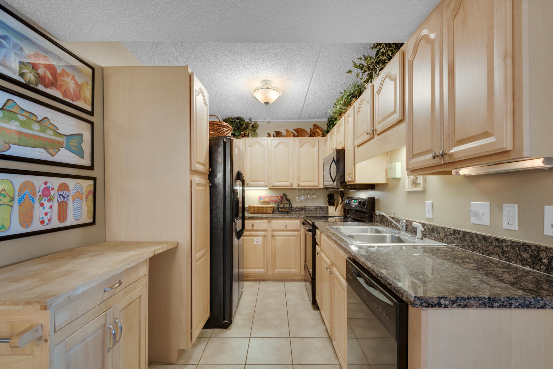 ISLAND ECHO CONDO - Residential