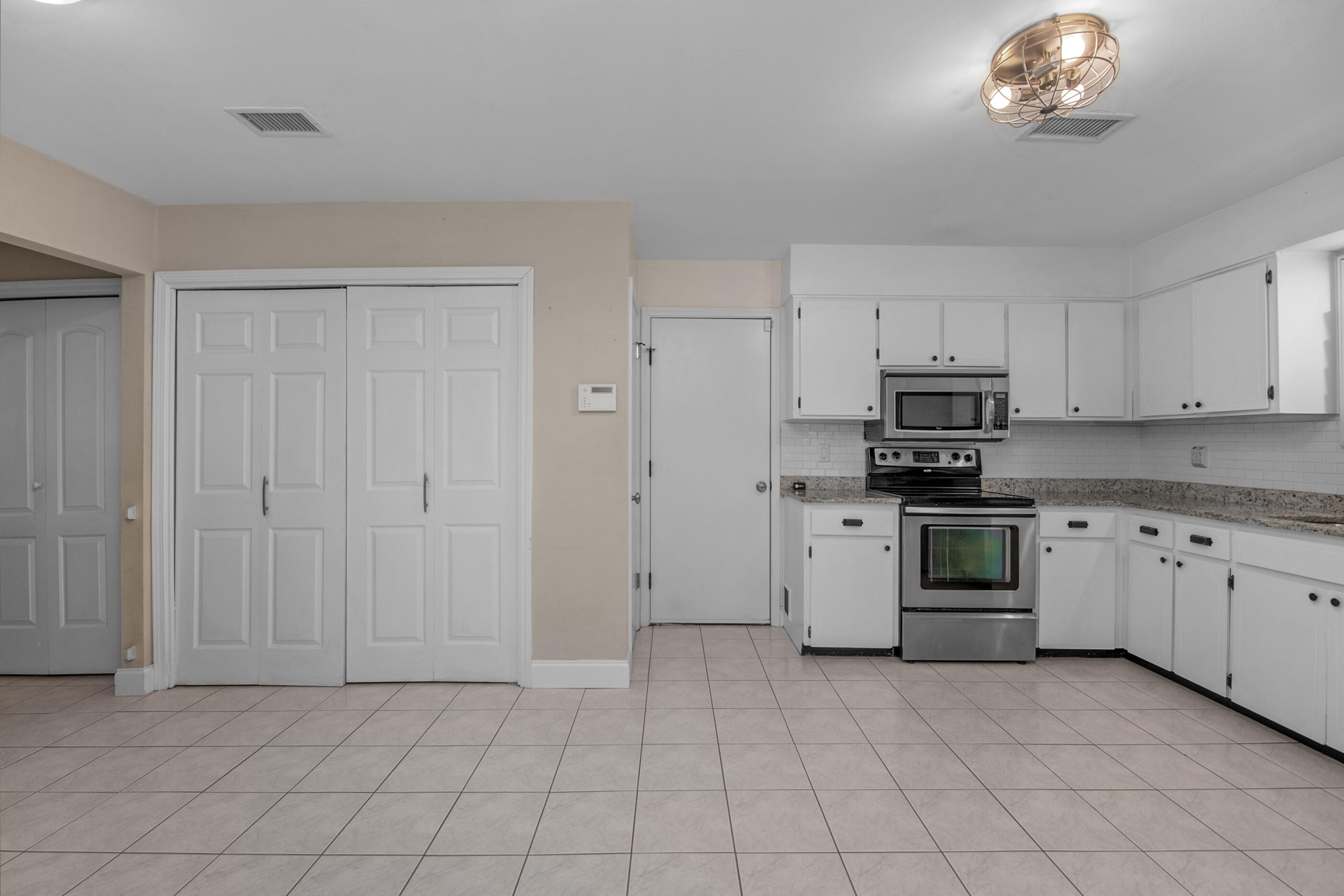 CARIBBEAN VILLAGE 1C - Residential