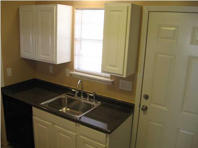 HICKORY - Residential Lease