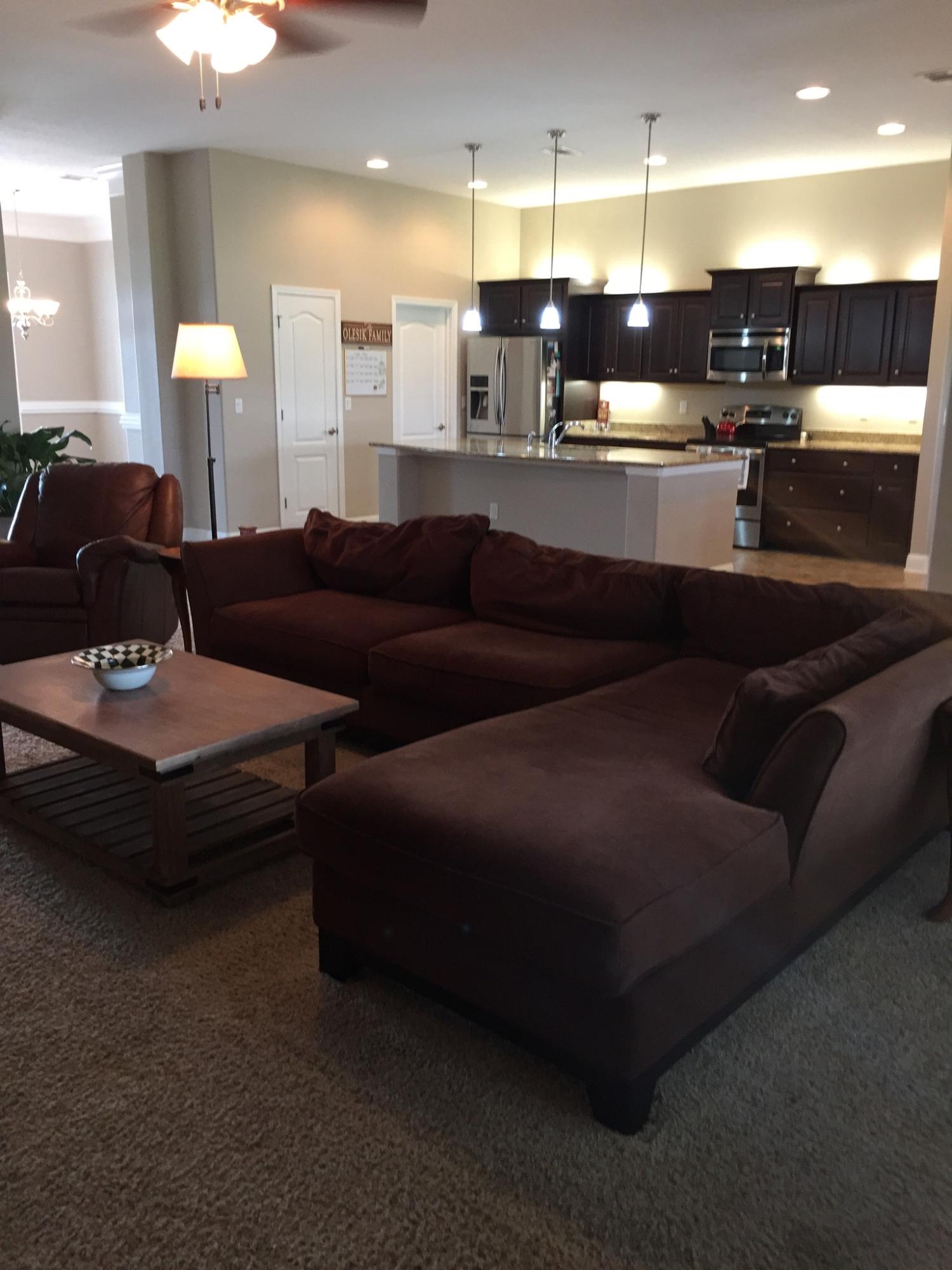 BROWNSTONE MANOR - Residential