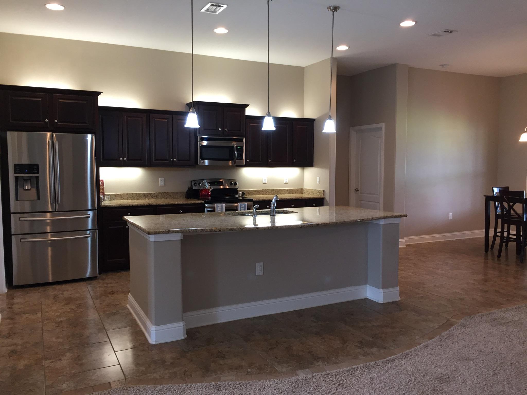 BROWNSTONE MANOR - Residential