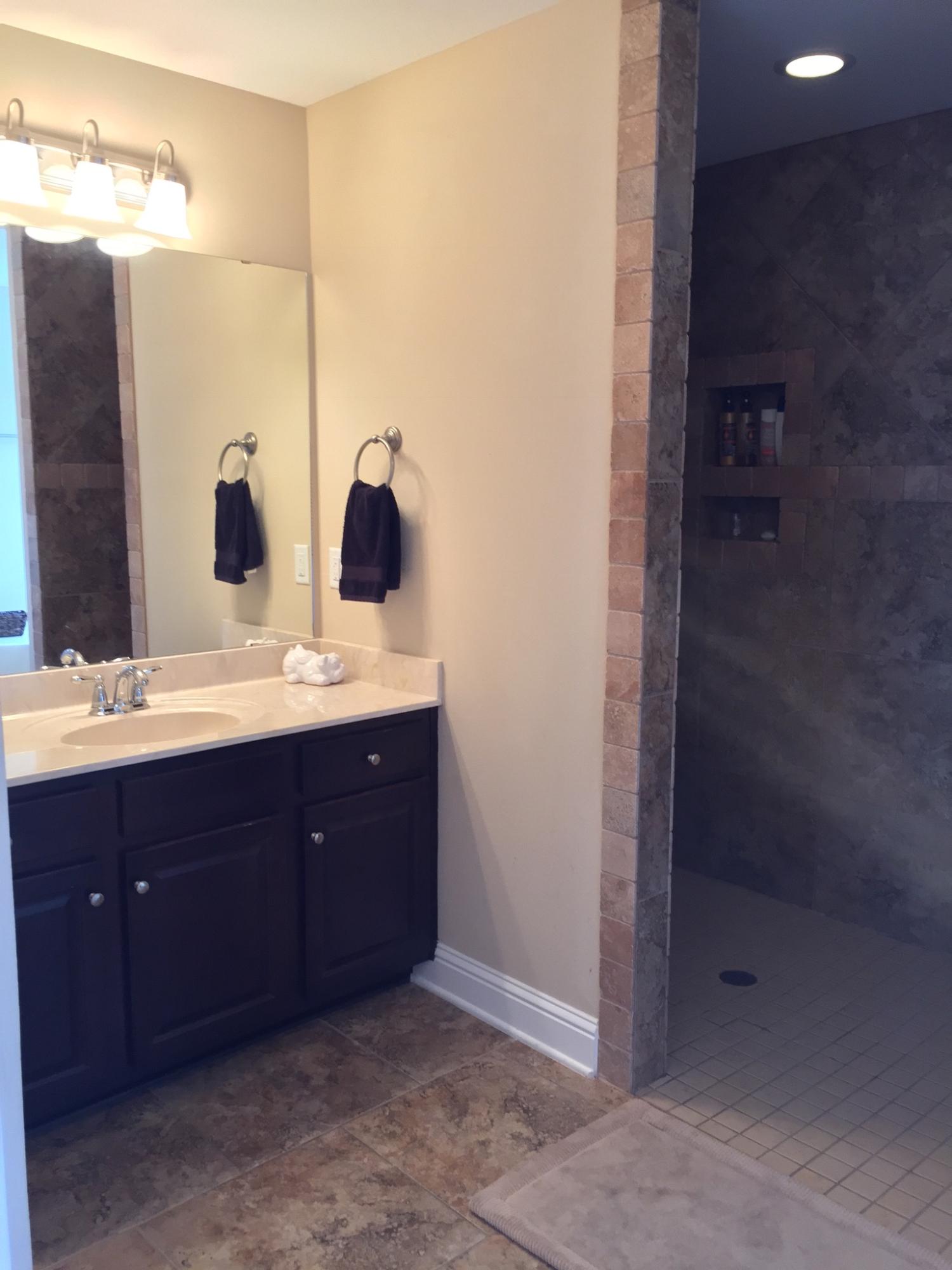 BROWNSTONE MANOR - Residential