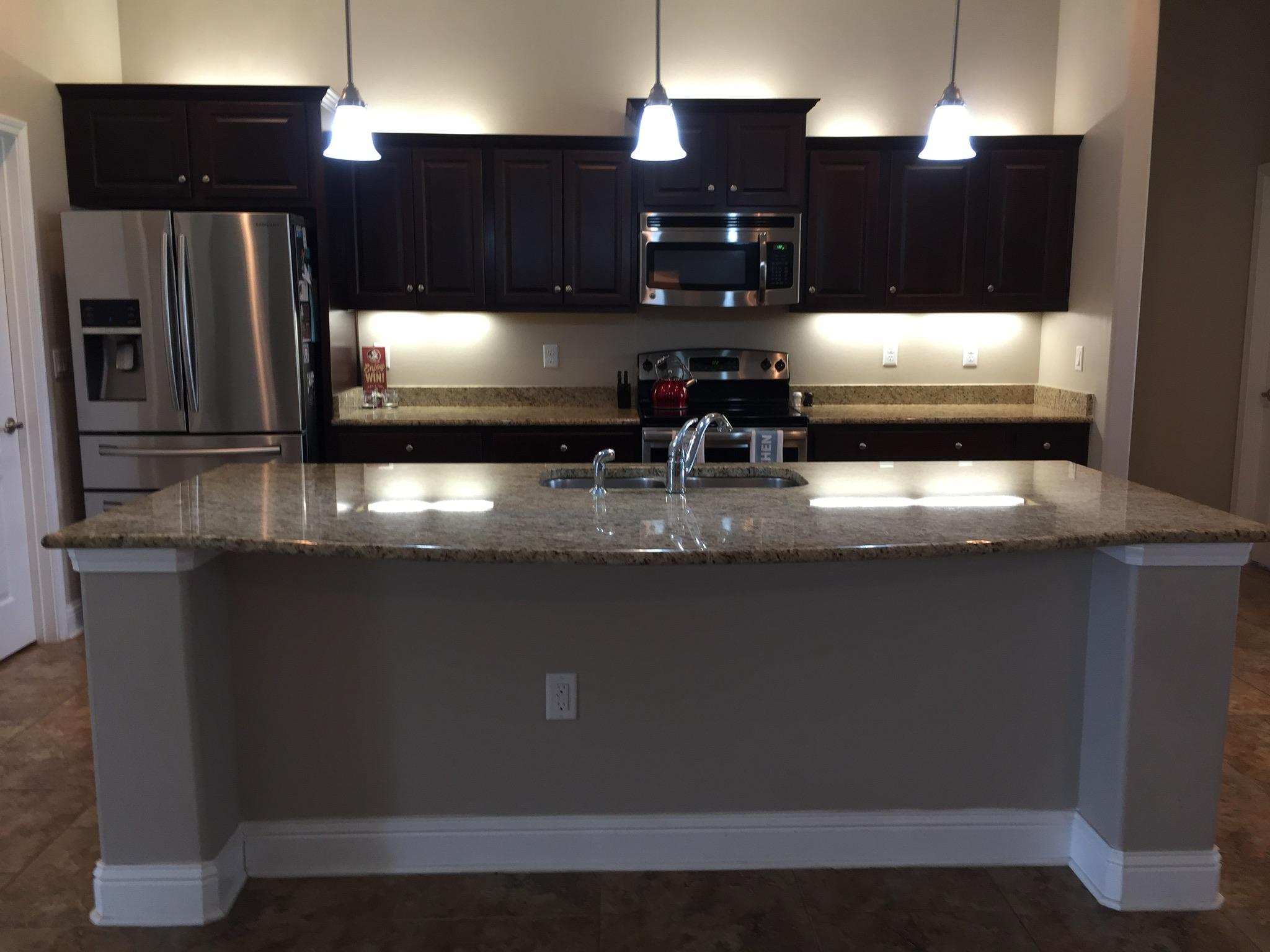 BROWNSTONE MANOR - Residential