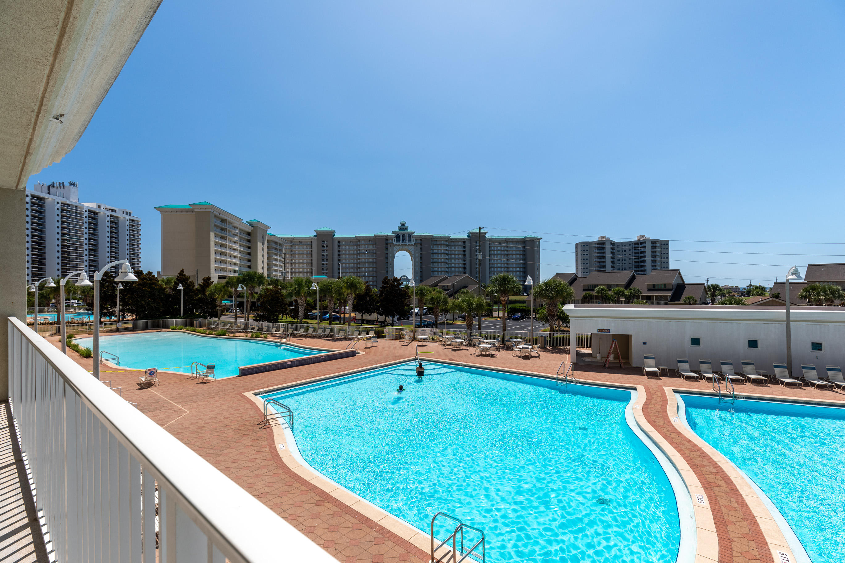 ARIEL DUNES II - Residential