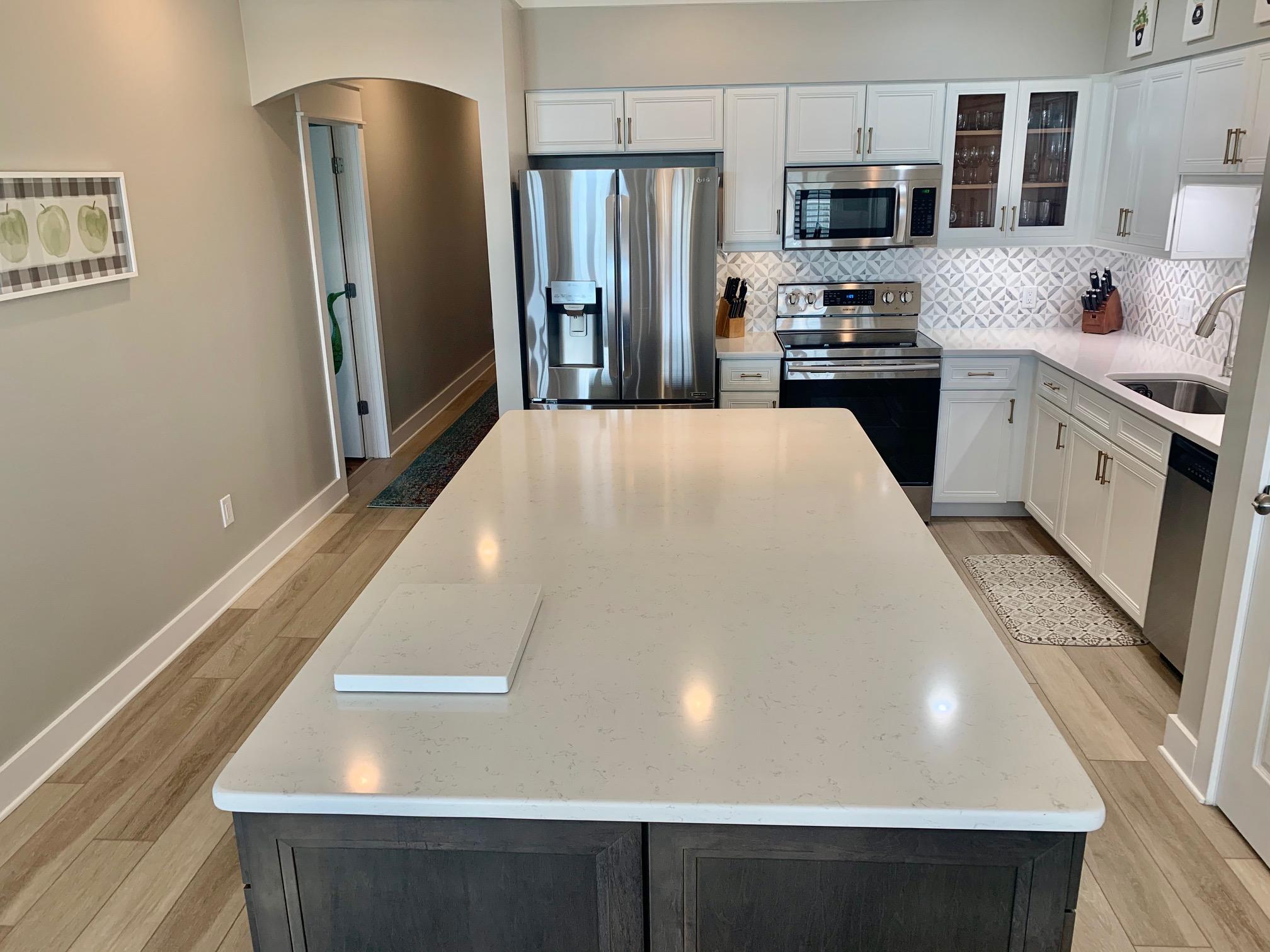 SEAVIEW VILLAS - Residential