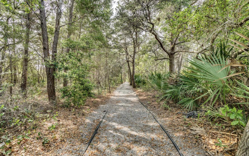 SEAVIEW VILLAS - Residential