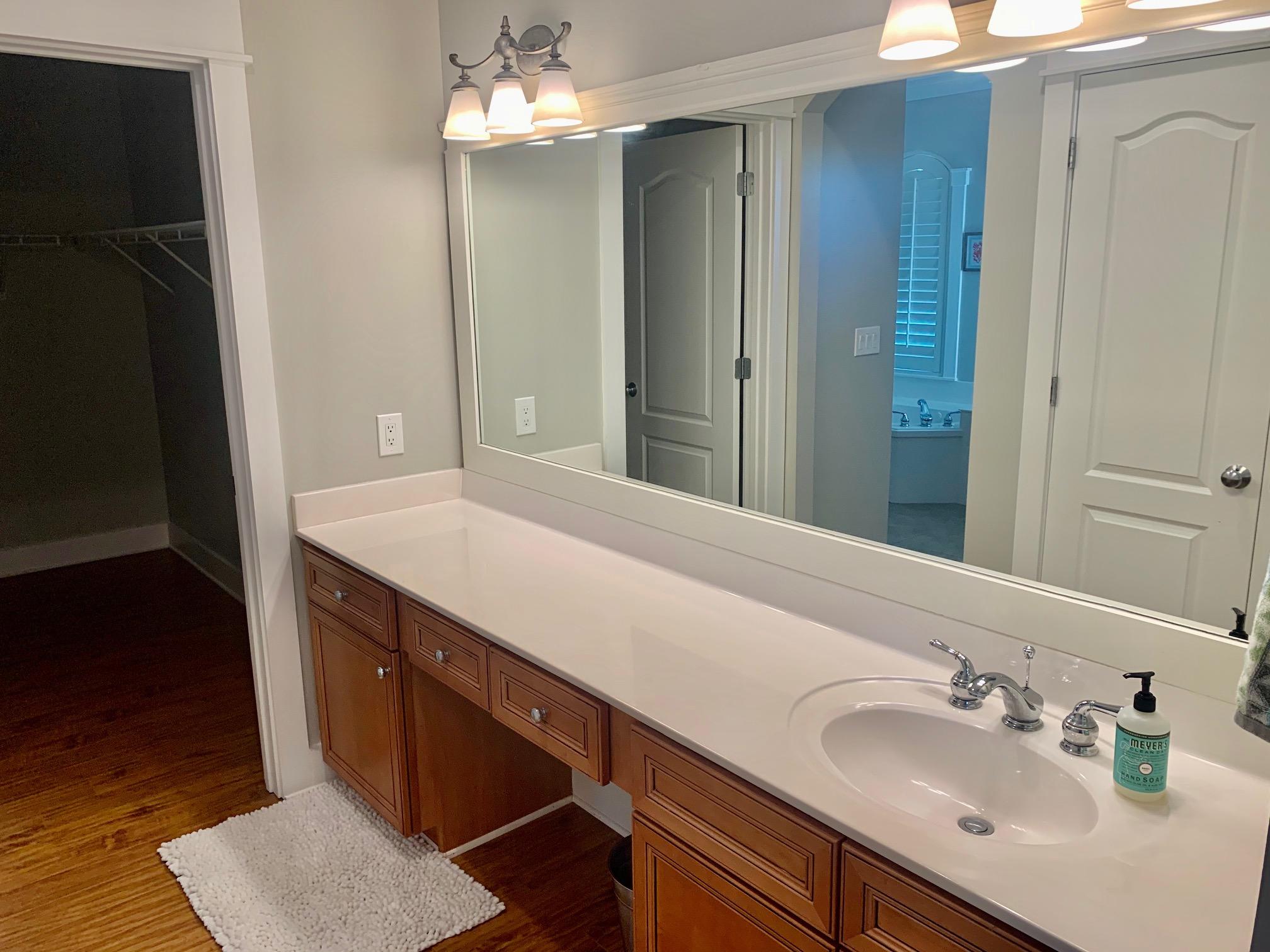 SEAVIEW VILLAS - Residential