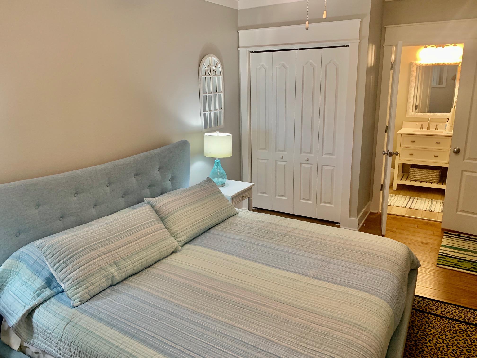 SEAVIEW VILLAS - Residential