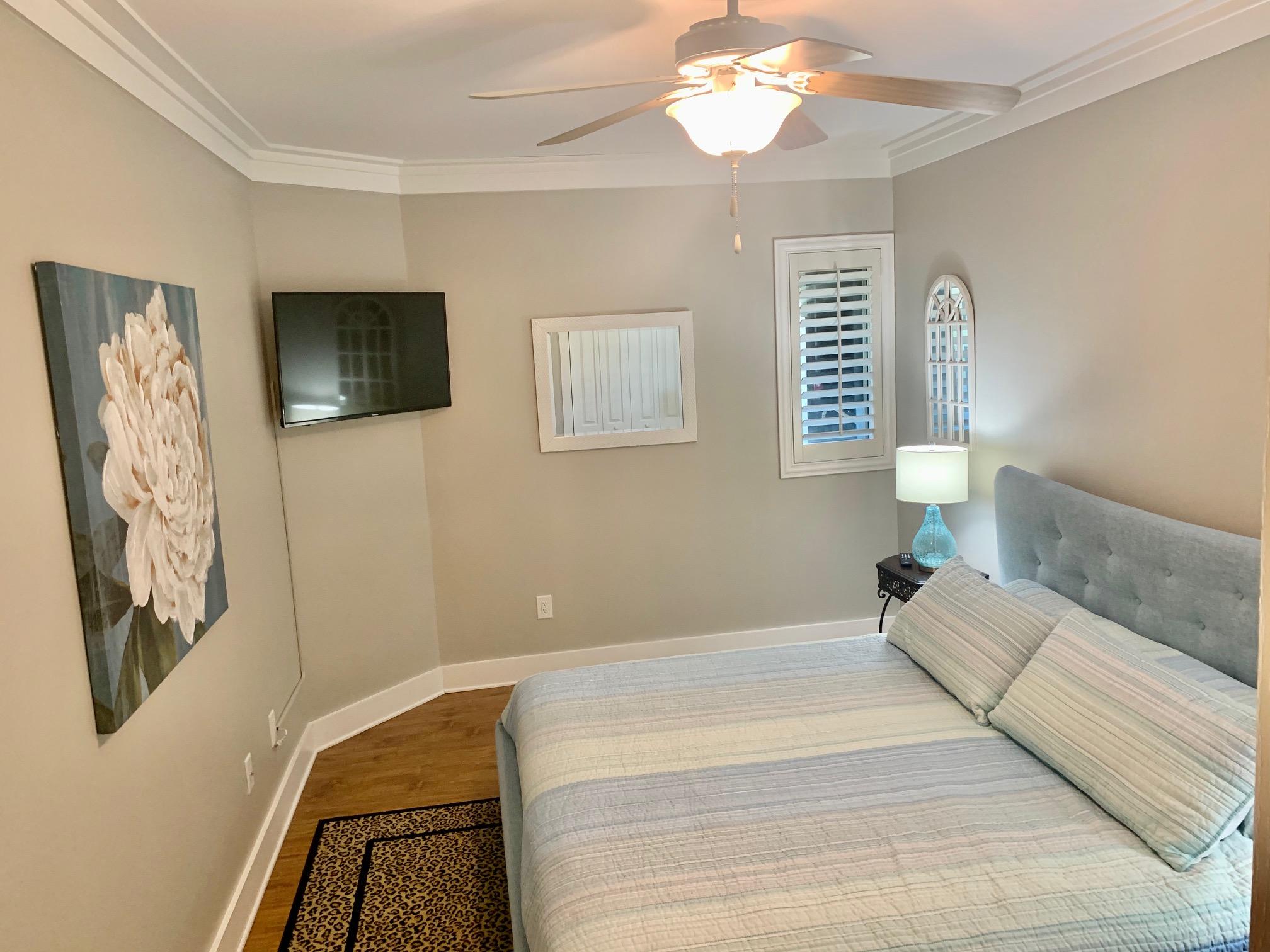 SEAVIEW VILLAS - Residential