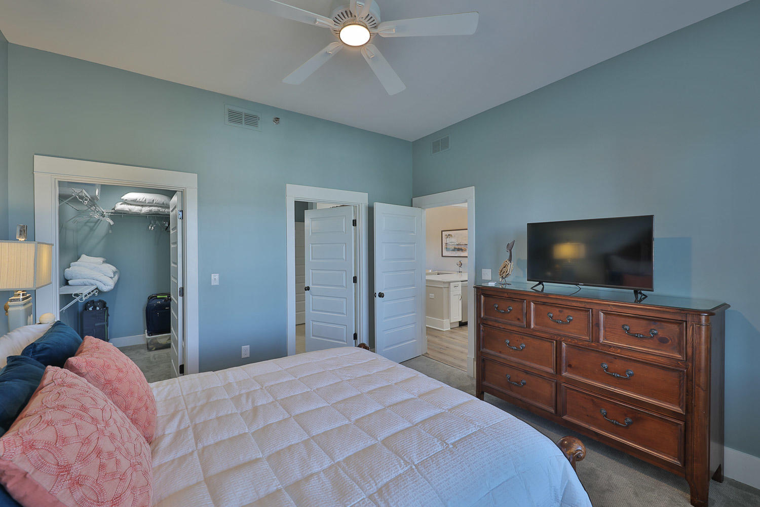 REDFISH VILLAGE - Residential