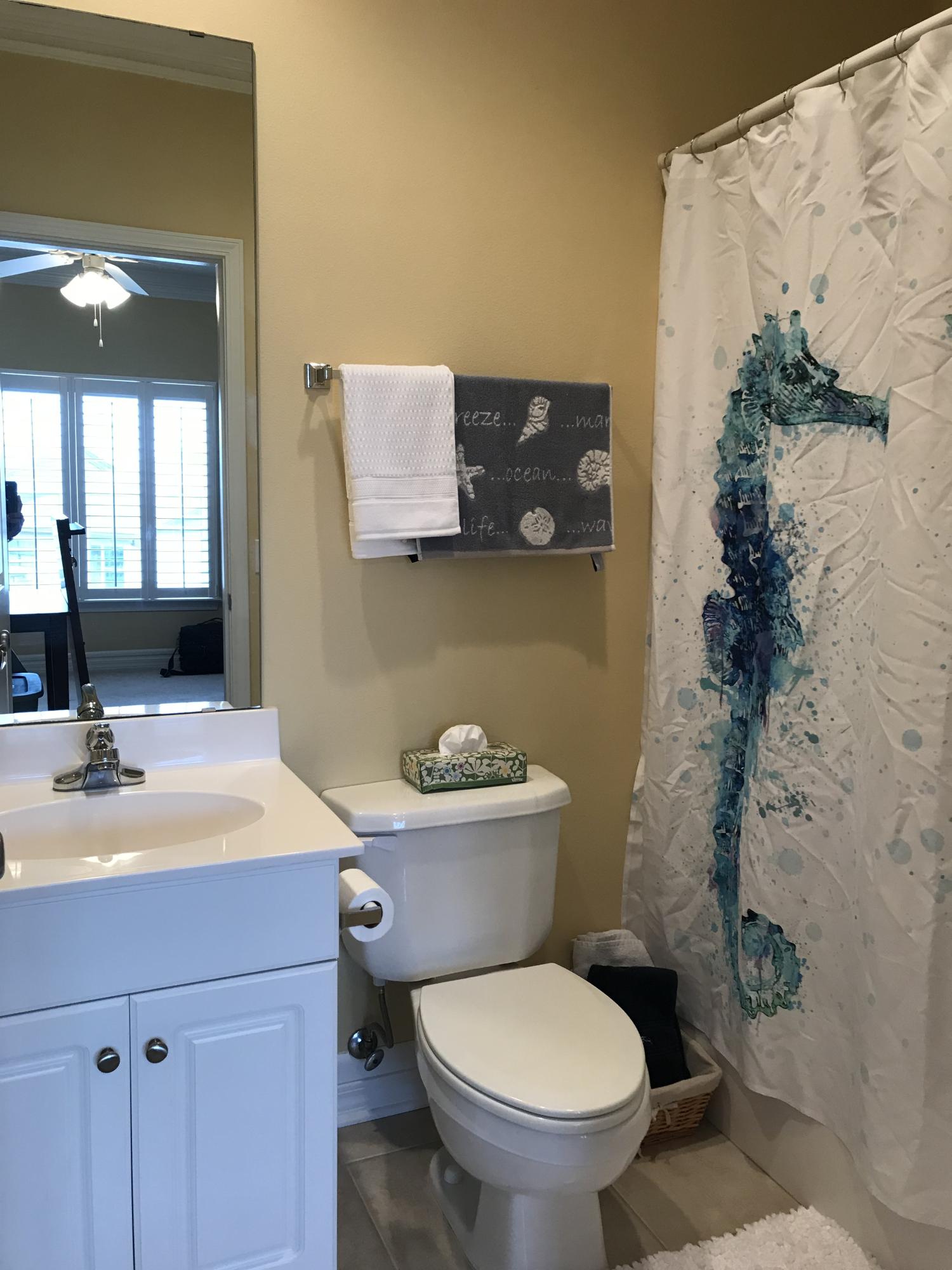 PARADISE POINT T/H - Residential Lease