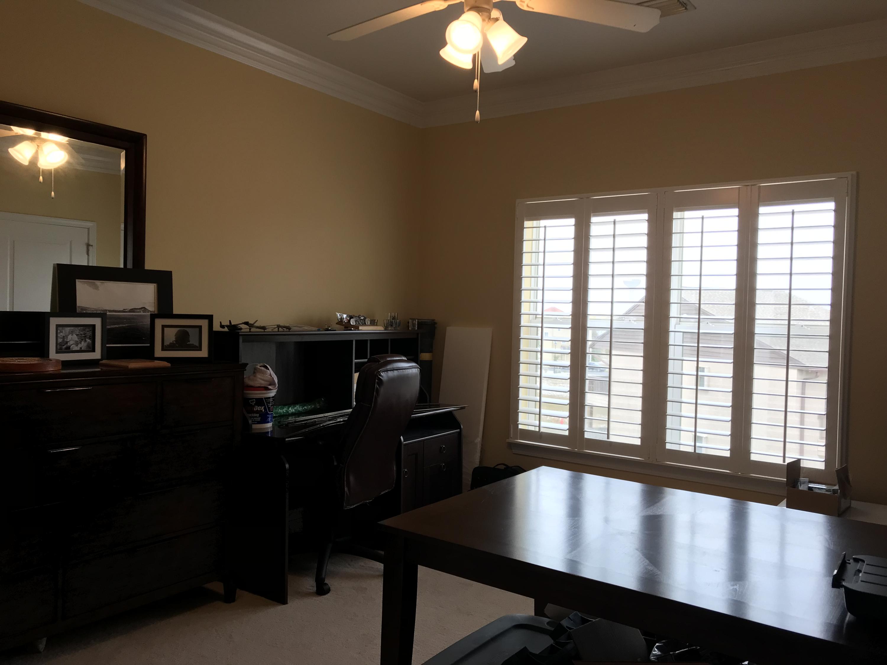 PARADISE POINT T/H - Residential Lease