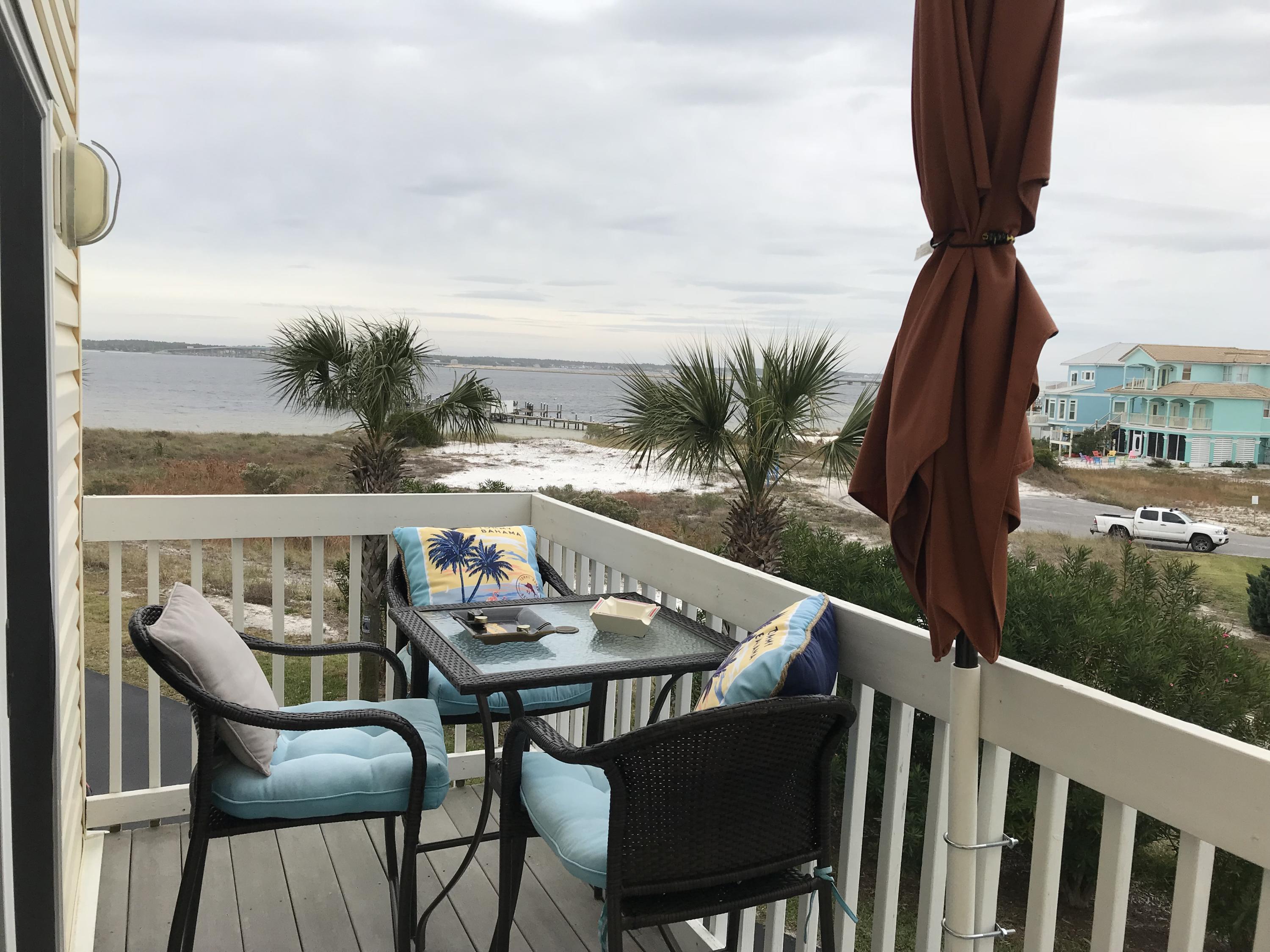 PARADISE POINT T/H - Residential Lease