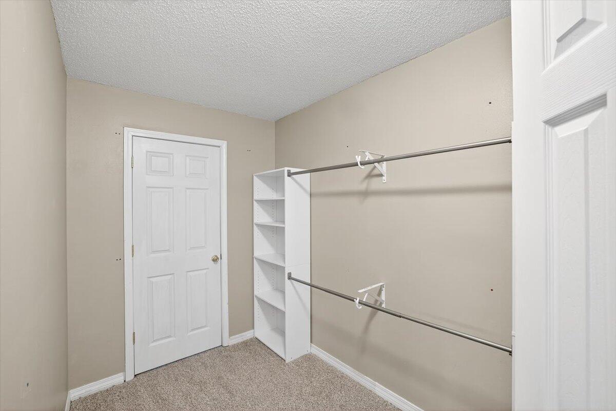 WESTVIEW ESTATES - Residential