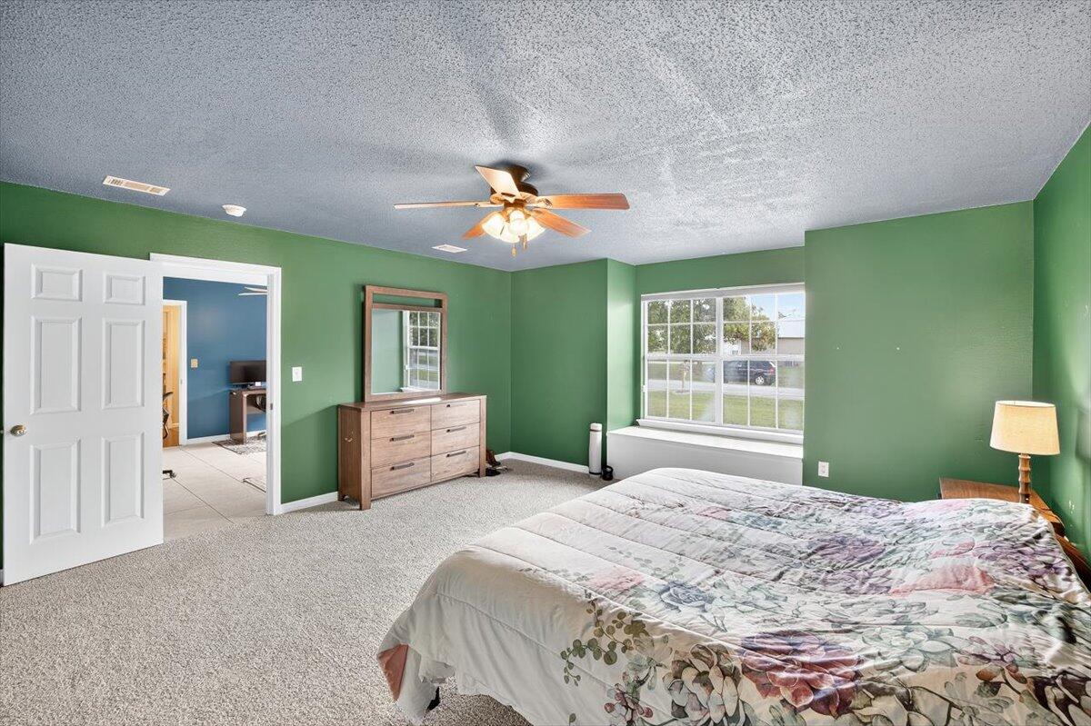 WESTVIEW ESTATES - Residential