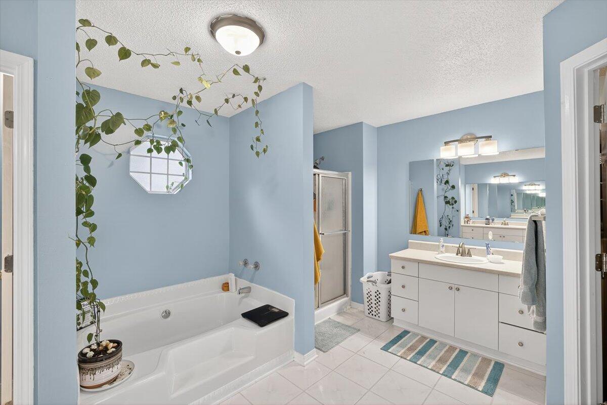 WESTVIEW ESTATES - Residential