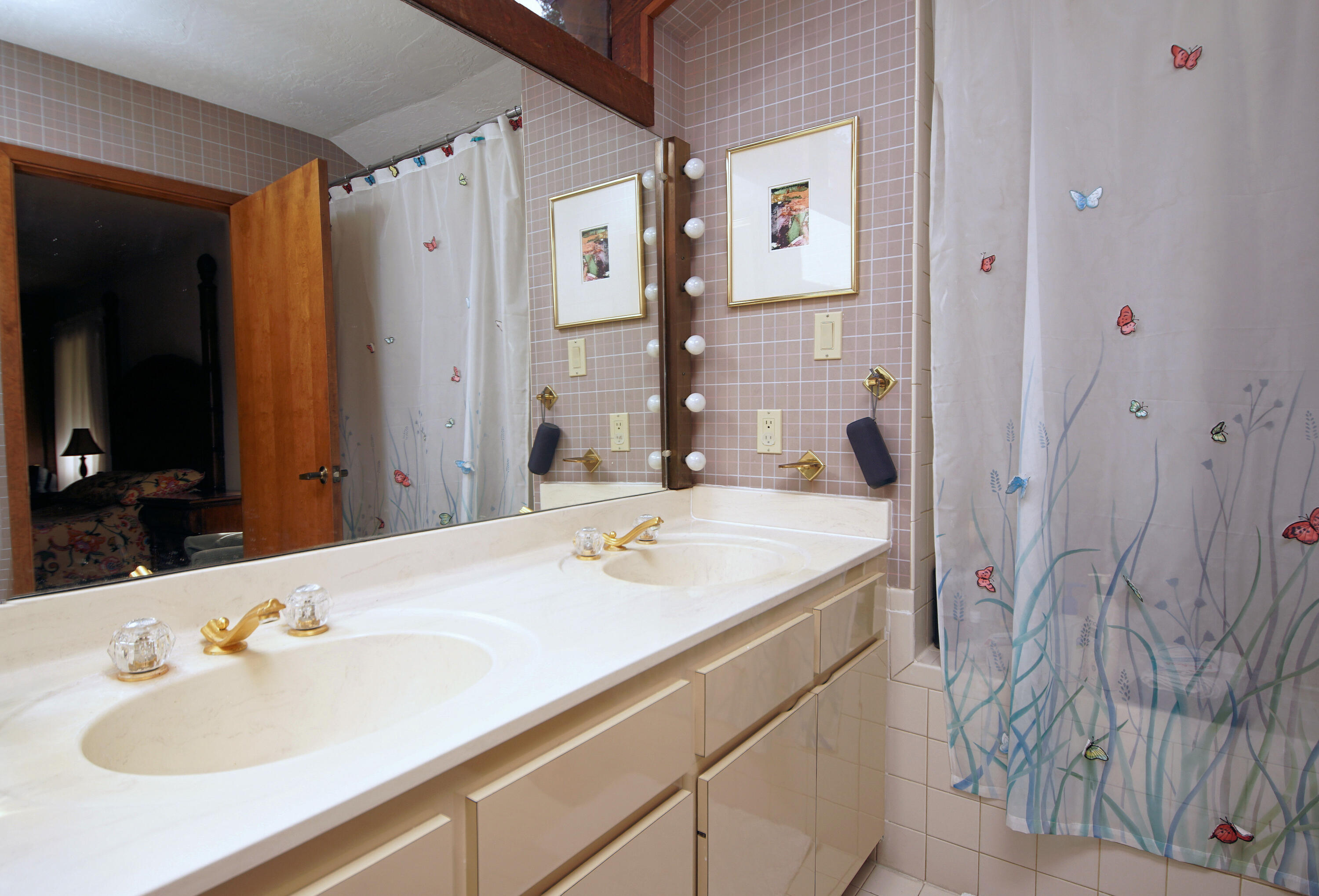 VILLAS ST ANDREWS BLUEWATER BAY - Residential