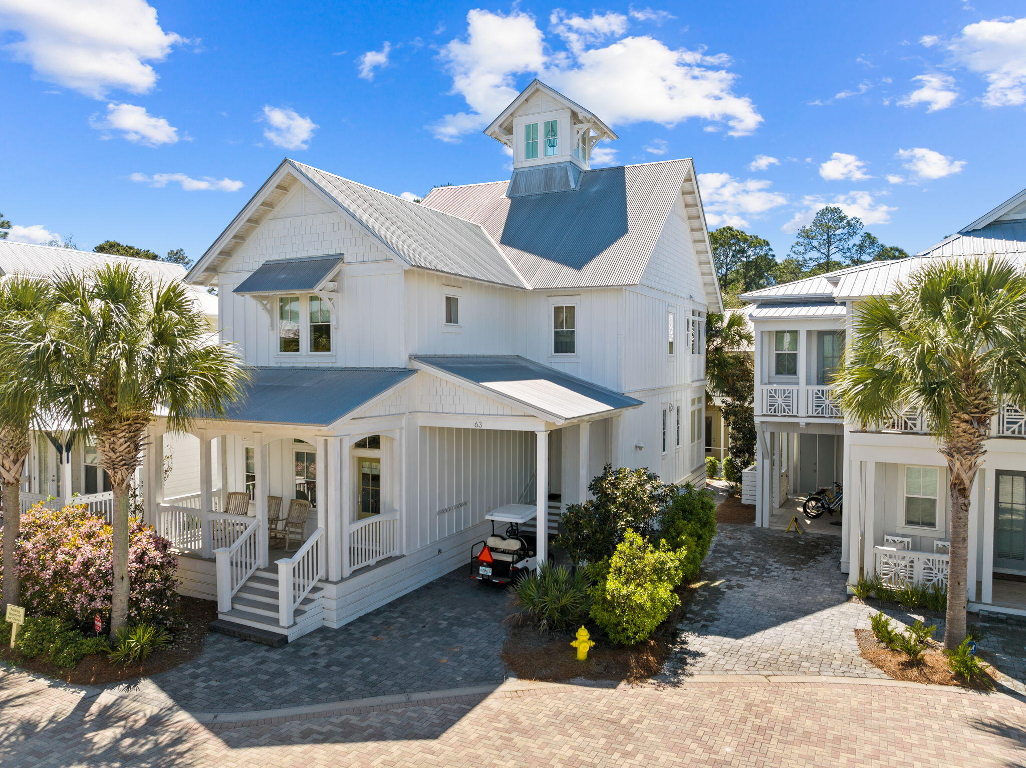COTTAGES AT EASTERN LAKE - Residential