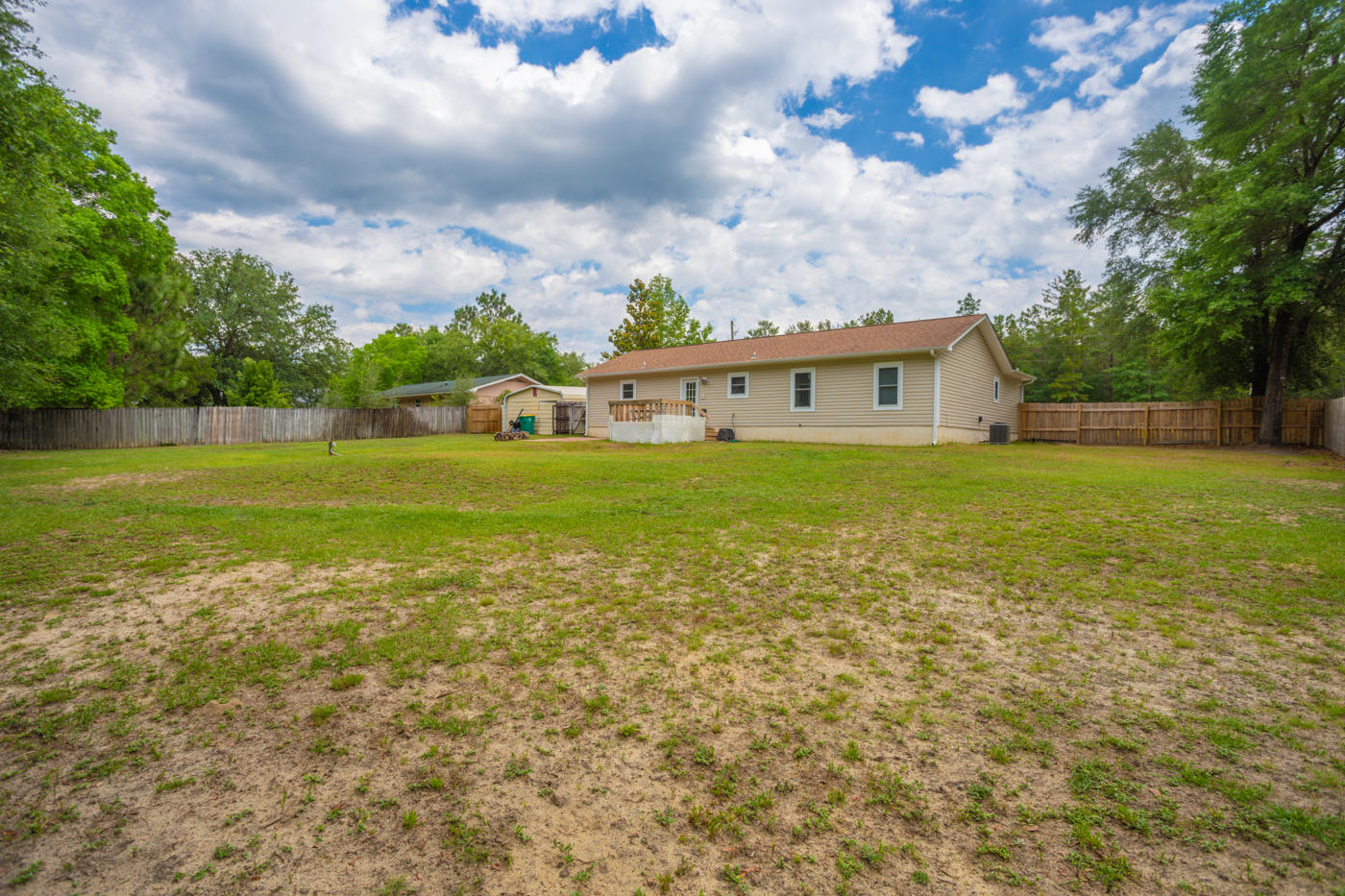 HILLTOP ACRES - Residential