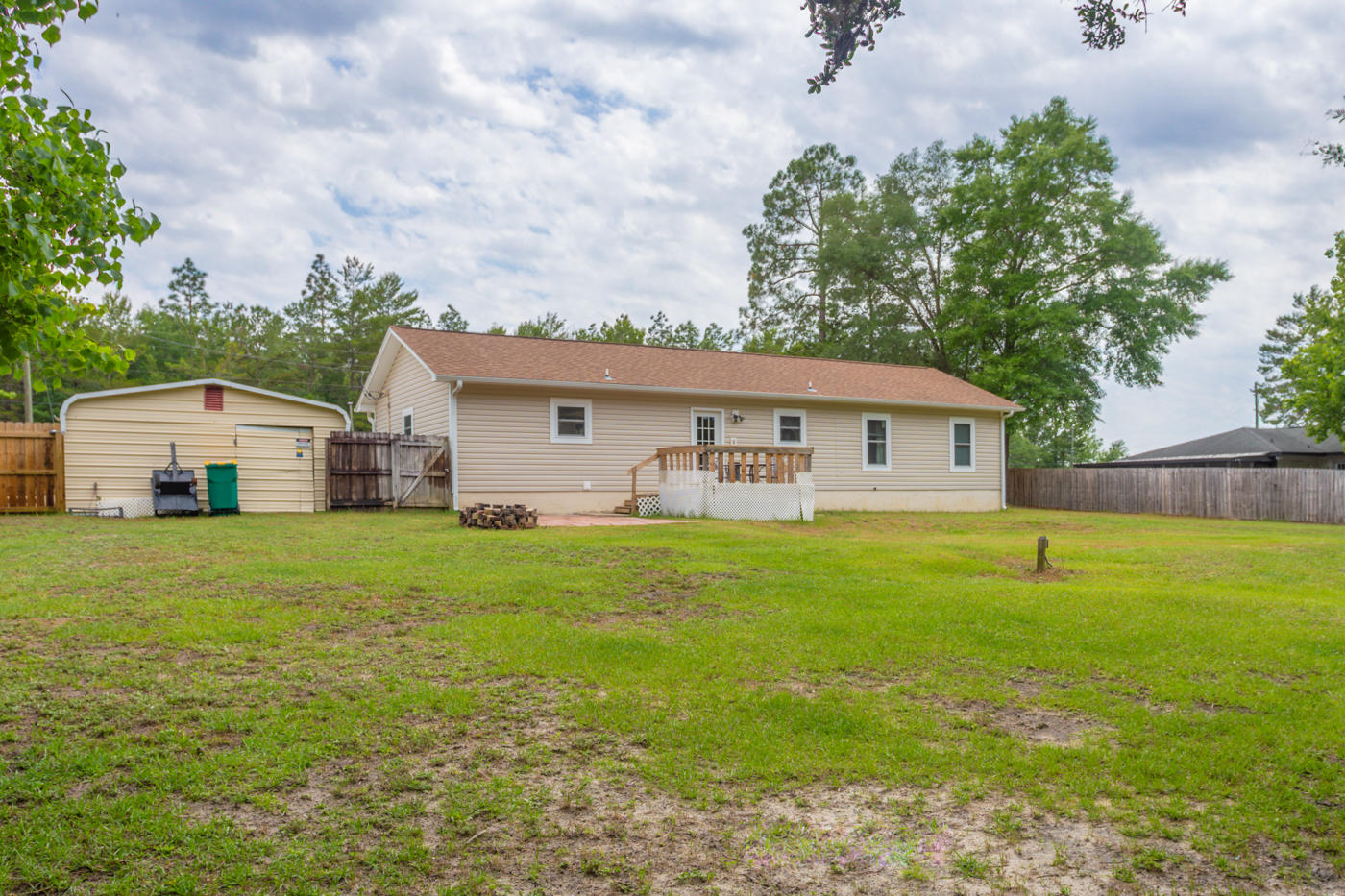 HILLTOP ACRES - Residential