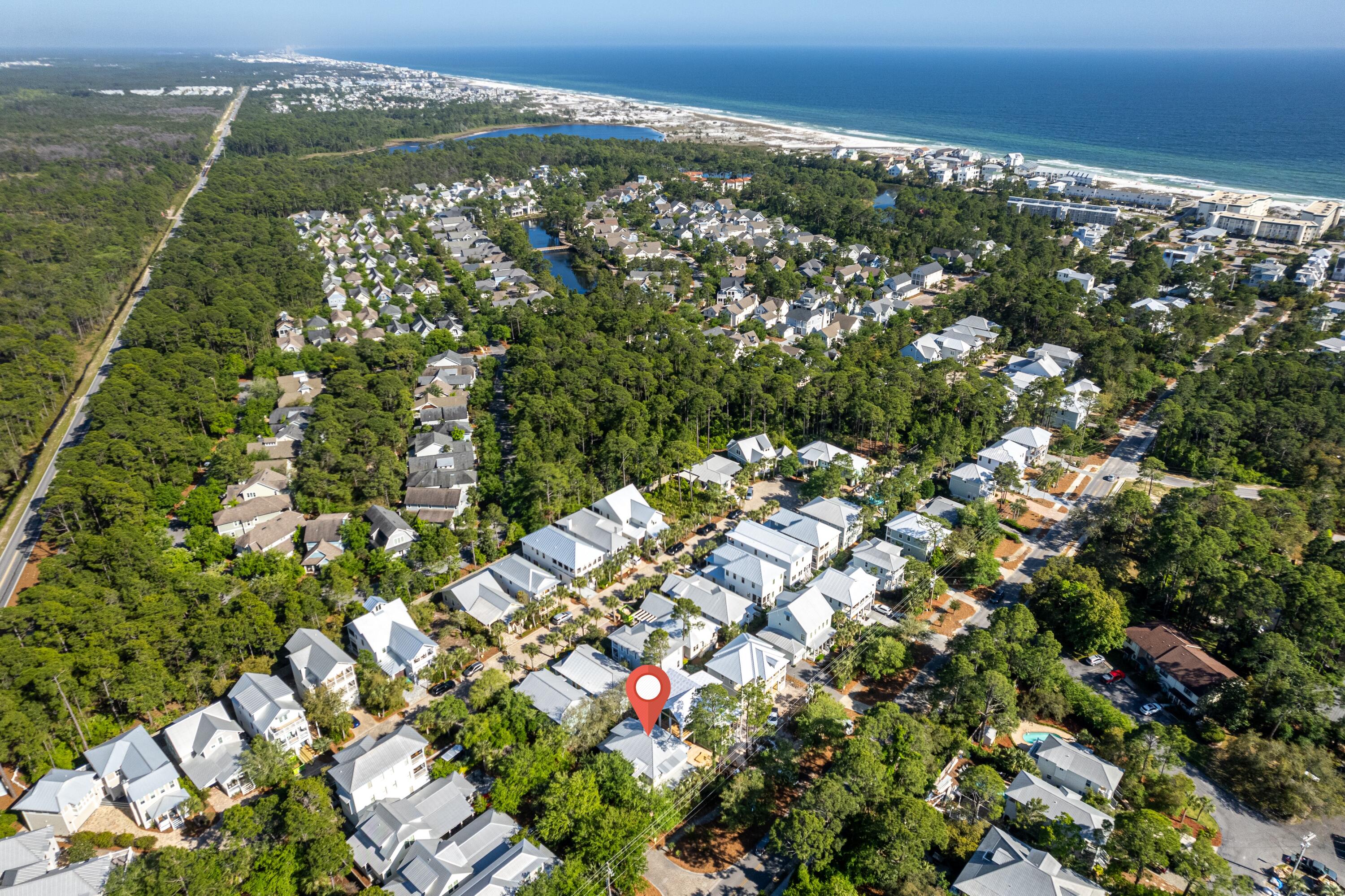 COTTAGES AT EASTERN LAKE - Residential